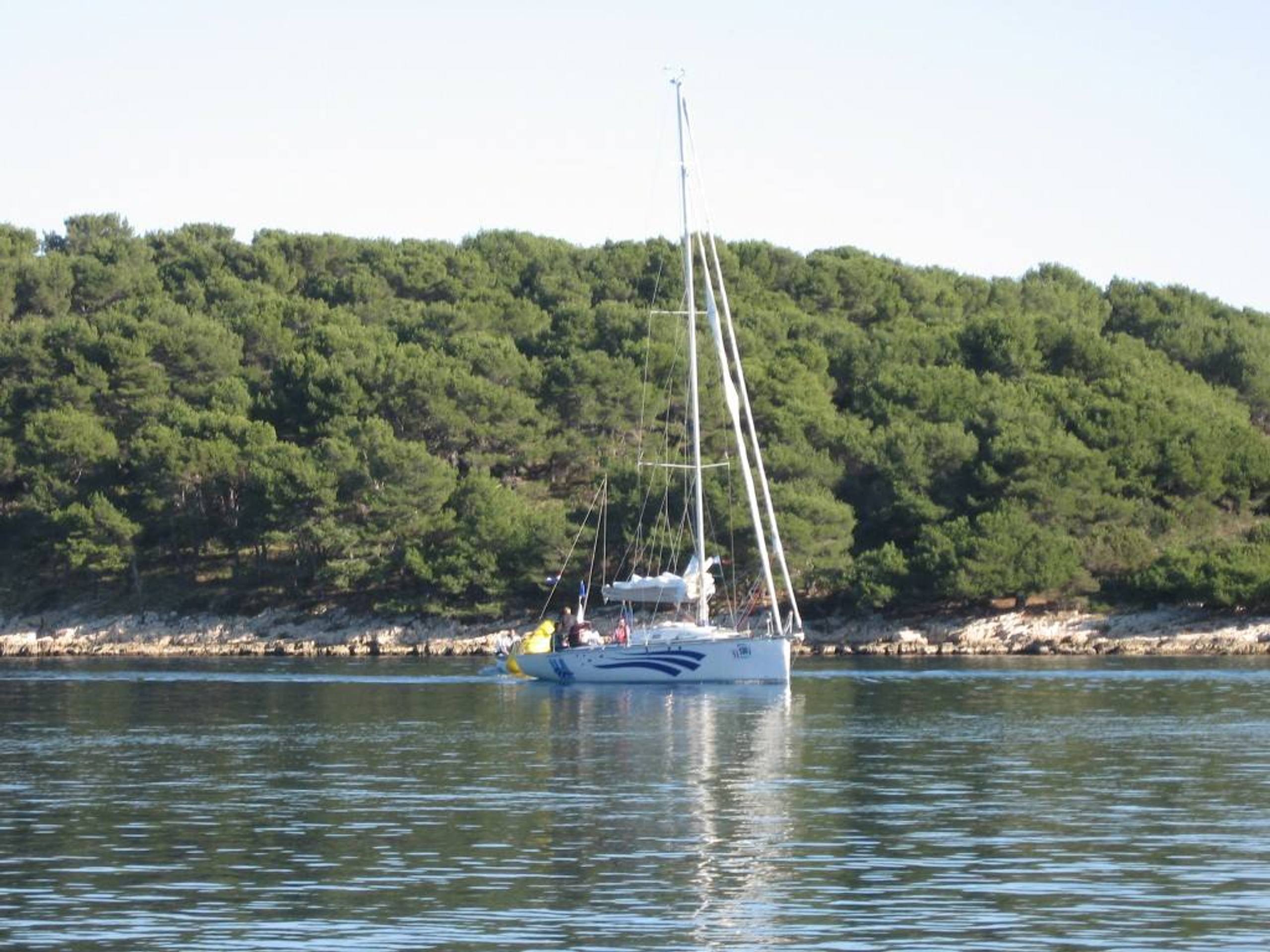 35. Međunarodna novogodišnja regata, Hvar, prosinac 2011. — fotografija 29 od 50