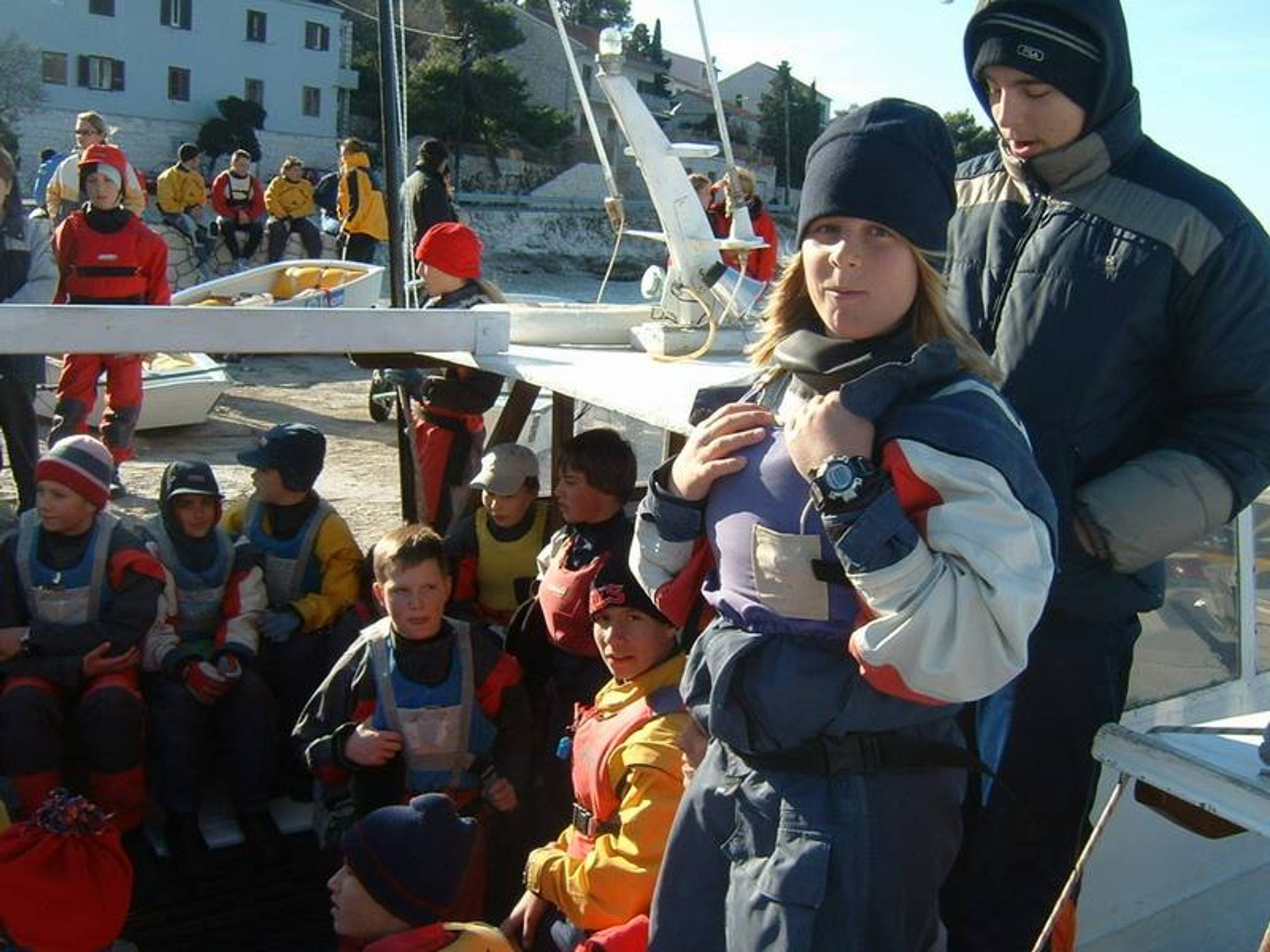 28. Međunarodna novogodišnja regata, Hvar, prosinac 2004. — fotografija 68 od 105