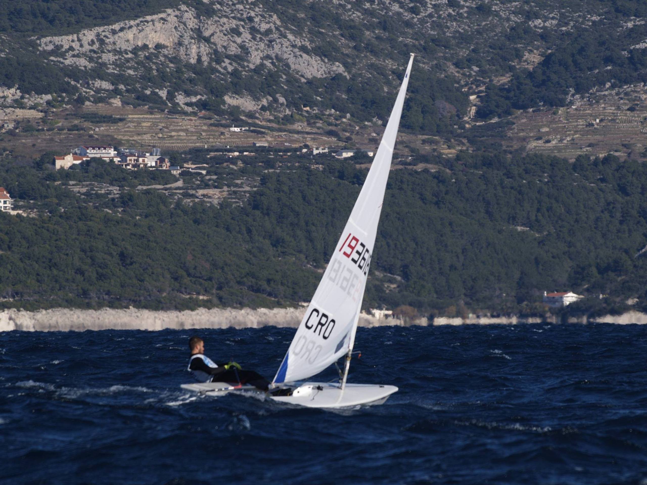 40. Međunarodna novogodišnja regata, Hvar, prosinac 2016. — fotografija 32 od 66