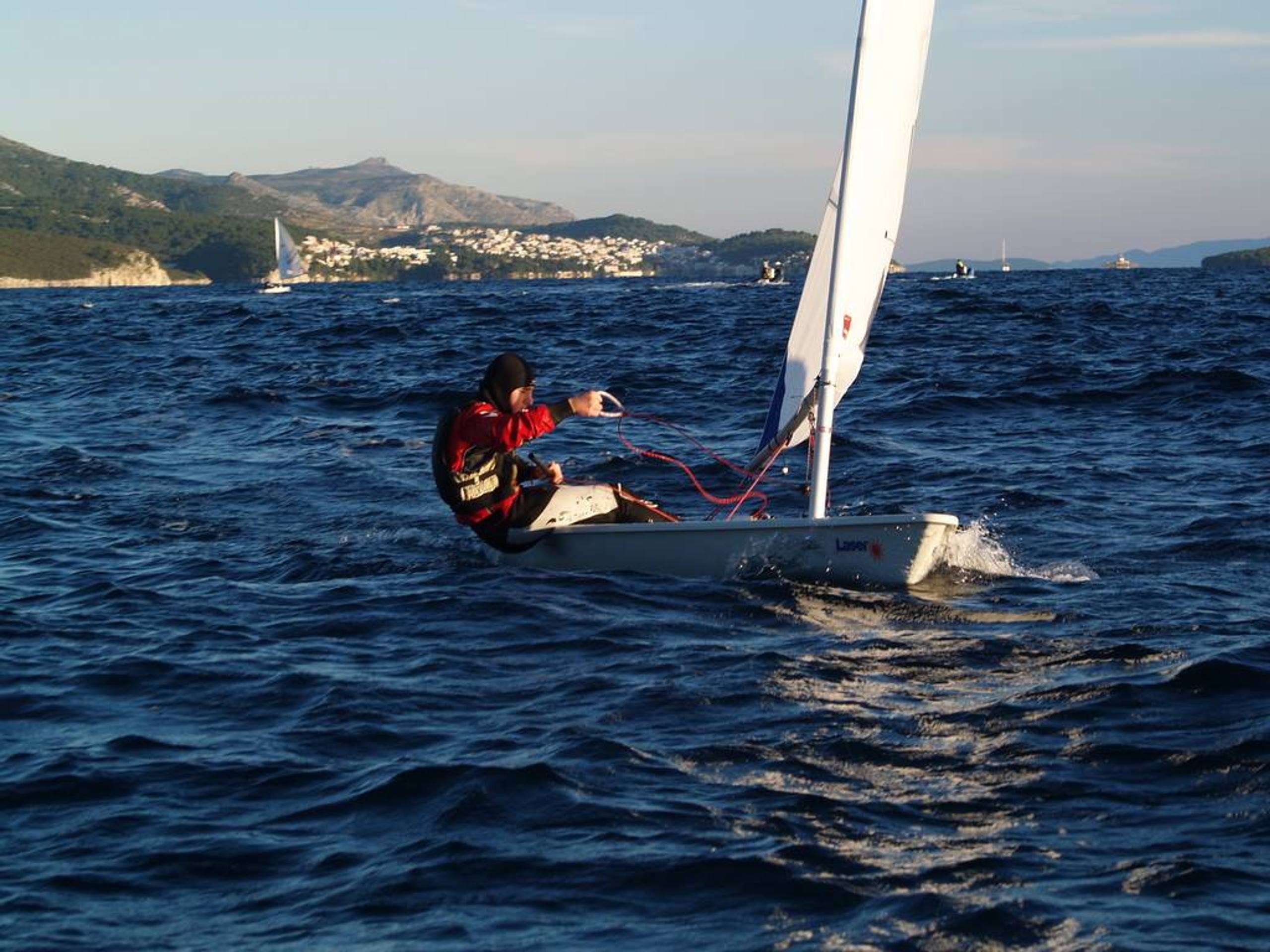 34. Međunarodna novogodišnja regata — K&B, Hvar, prosinac 2010. — fotografija 33 od 50