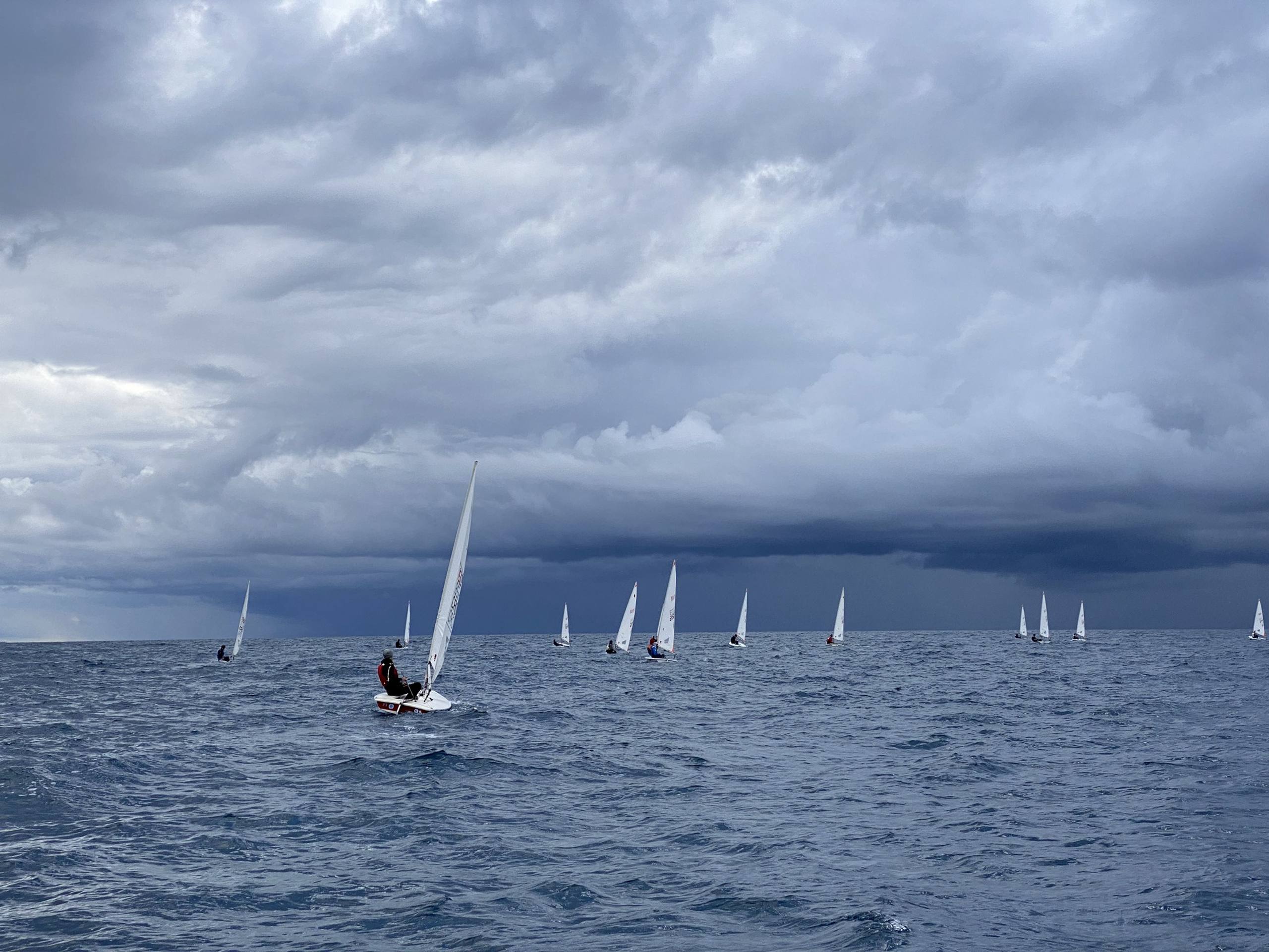 44. Međunarodna novogodišnja regata, Hvar, prosinac 2021. — fotografija 8 od 100