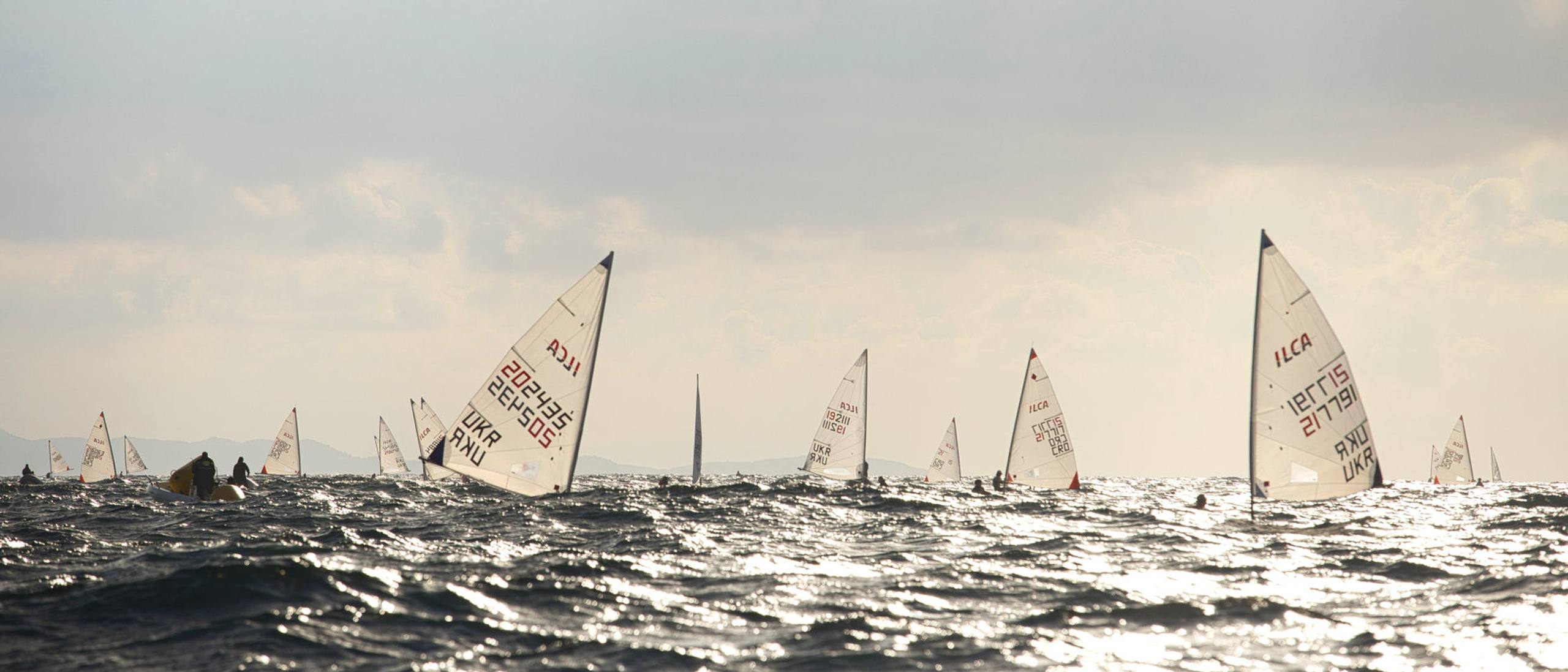 45. Međunarodna novogodišnja regata, Hvar, prosinac 2022. — fotografija 46 od 100