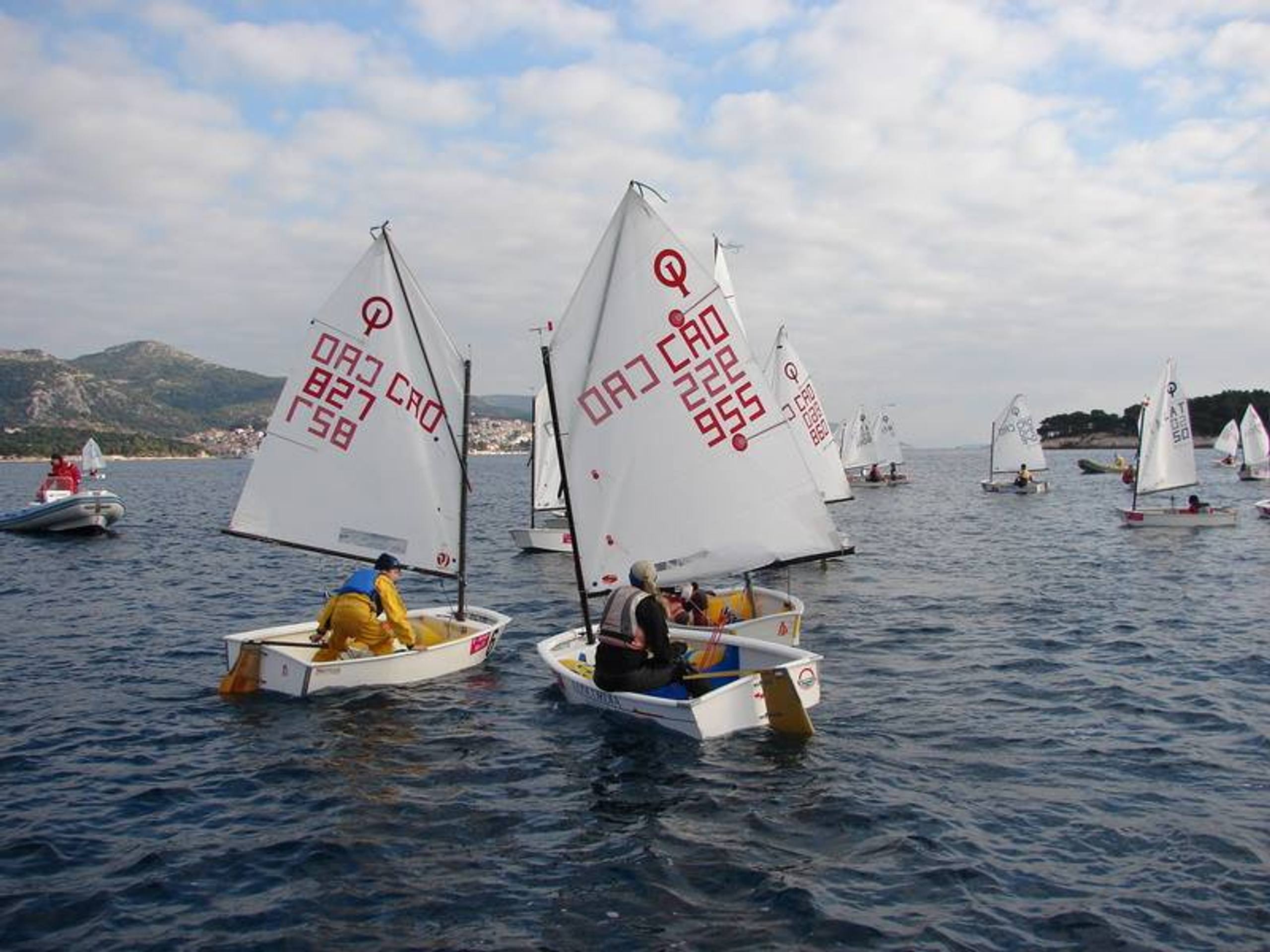 30. Međunarodna novogodišnja regata, Hvar, prosinac 2006. — fotografija 35 od 100