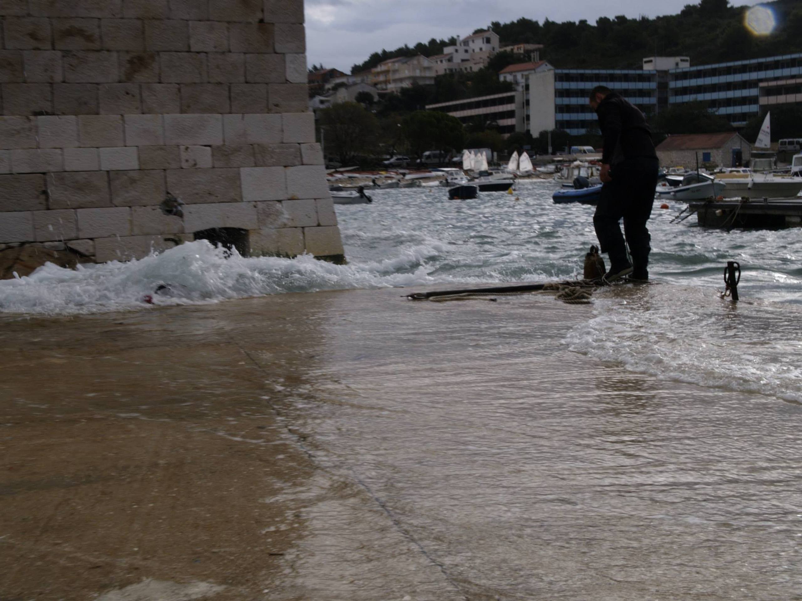38. Međunarodna novogodišnja regata — Laser, Hvar, prosinac 2014. — fotografija 2 od 43 (foto: Zoran Jakšić Mrva)