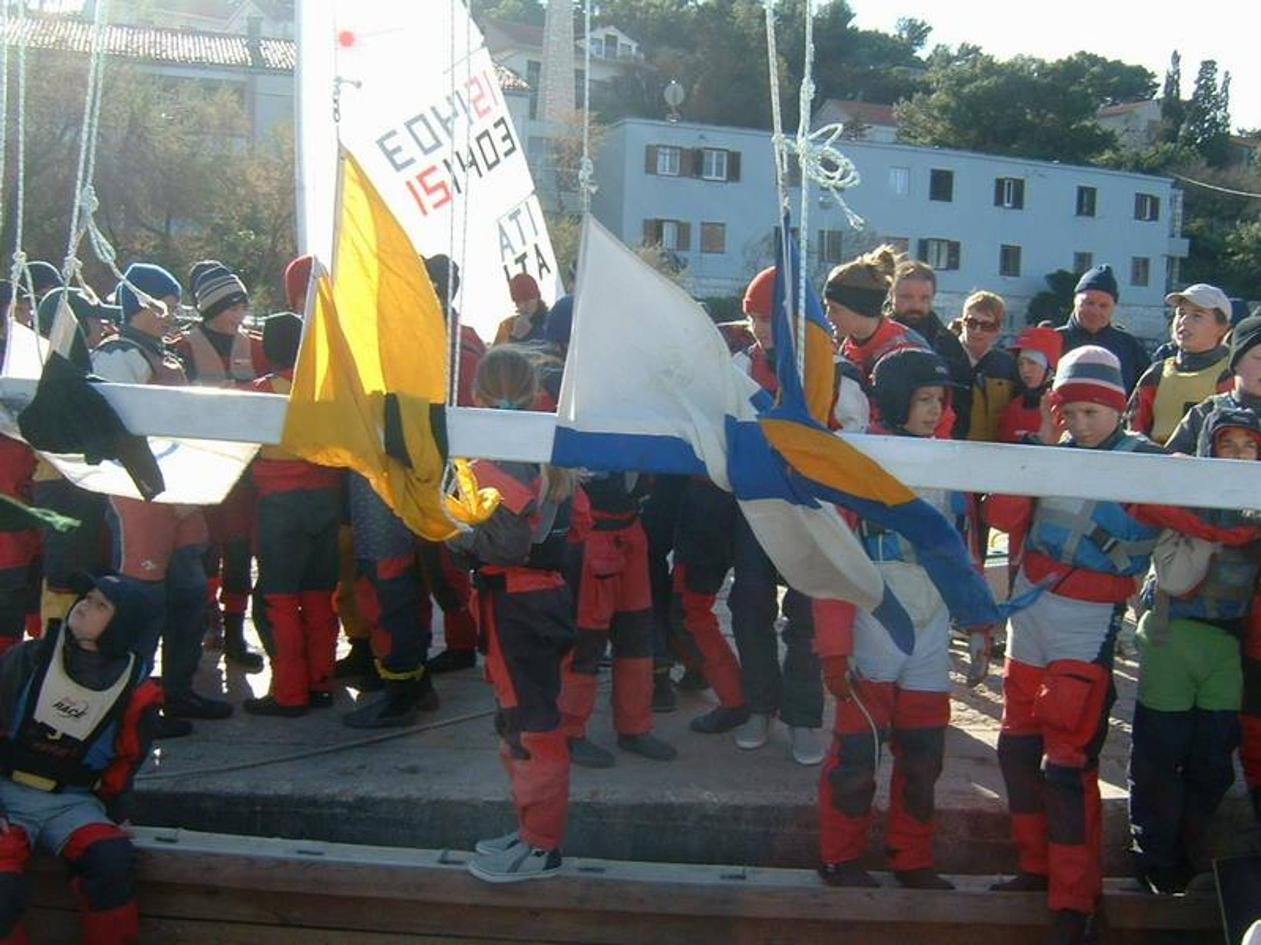 28. Međunarodna novogodišnja regata, Hvar, prosinac 2004. — fotografija 65 od 105