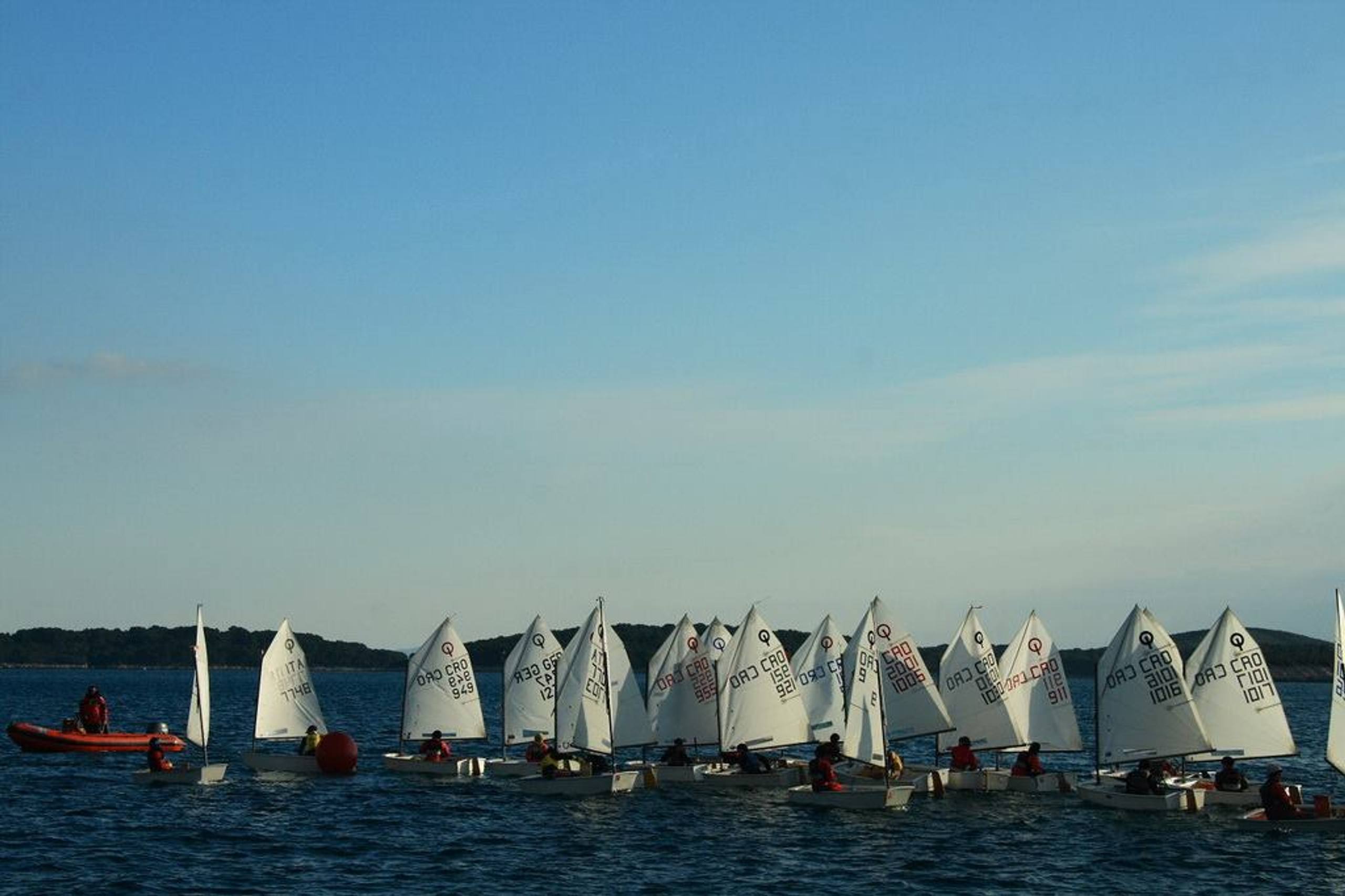 34. Međunarodna novogodišnja regata — Cucin, Hvar, prosinac 2010. — fotografija 42 od 78