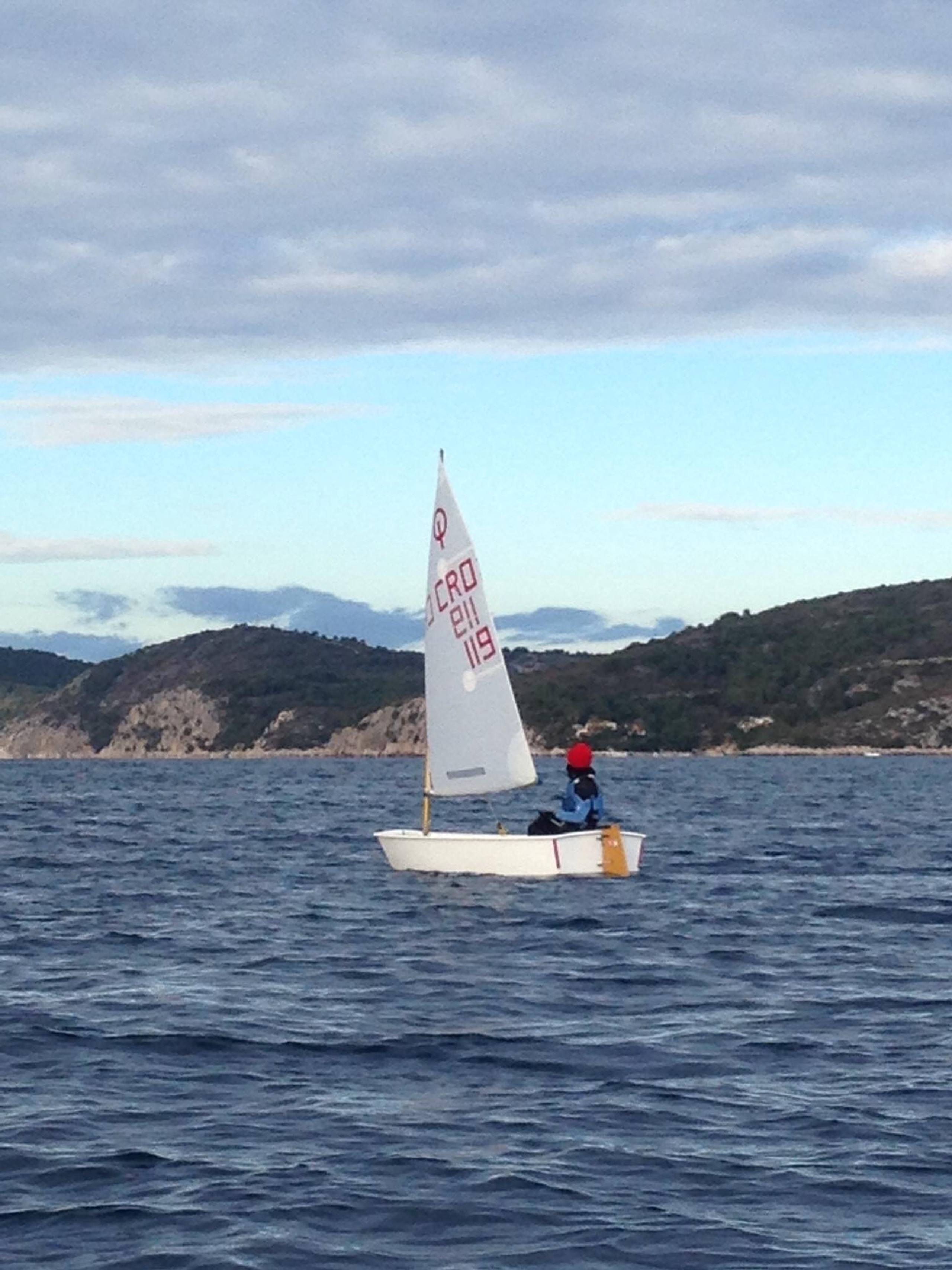 41. Međunarodna novogodišnja regata, Hvar, prosinac 2017. — fotografija 10 od 100