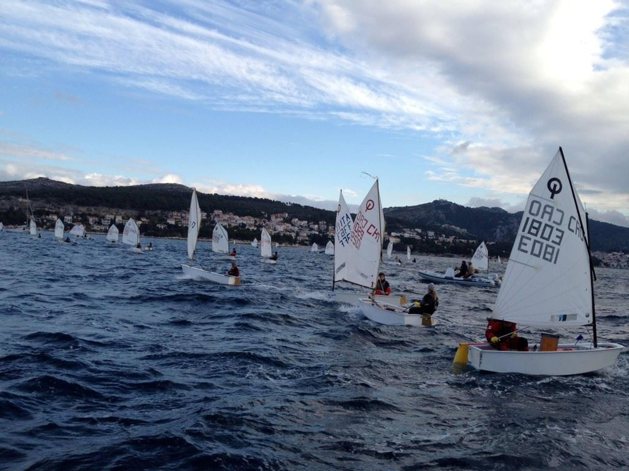 35. Međunarodna novogodišnja regata, Hvar, prosinac 2011. — fotografija 3 od 50
