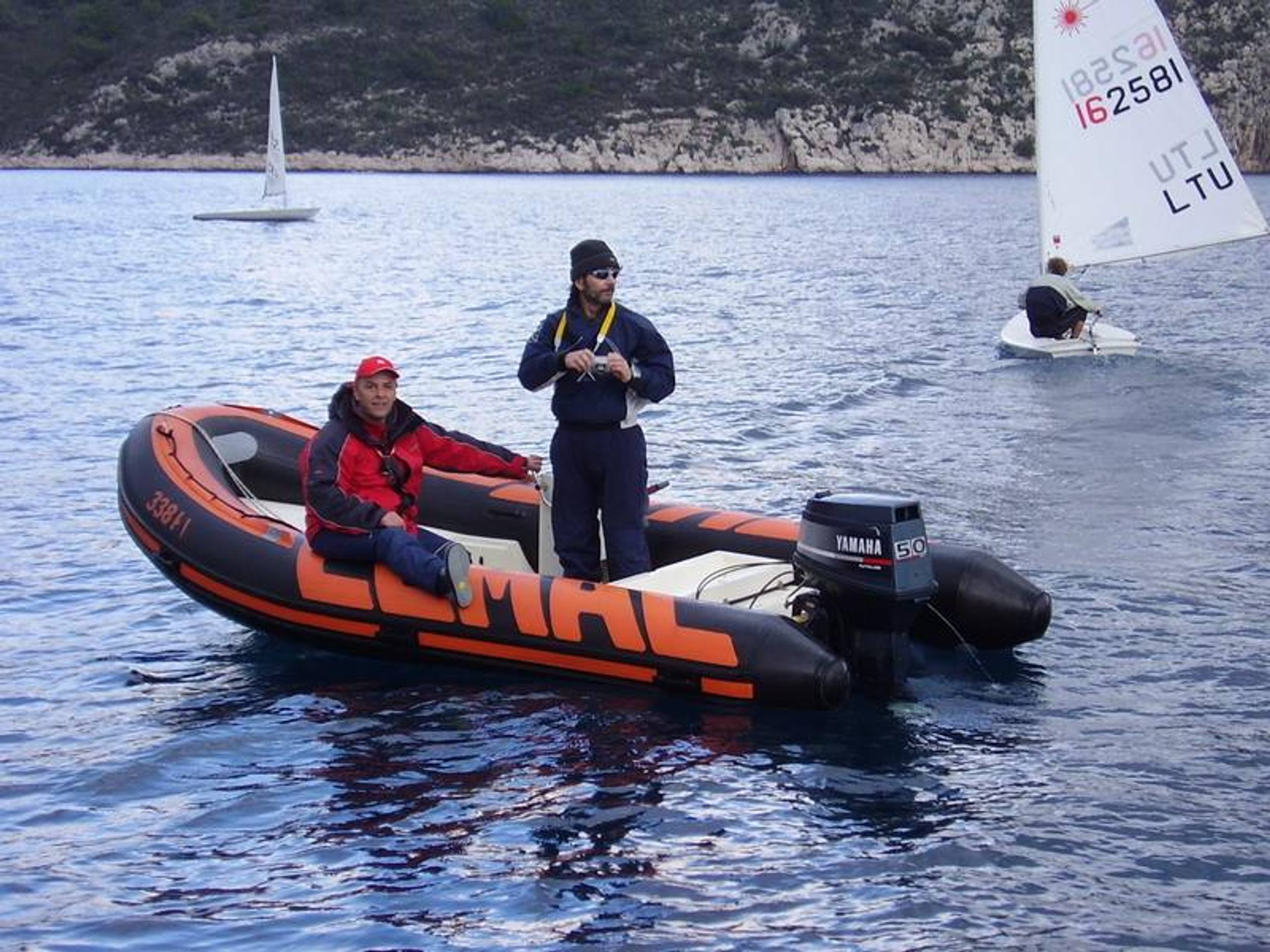 29. Međunarodna novogodišnja regata, Hvar, prosinac 2005. — fotografija 60 od 100