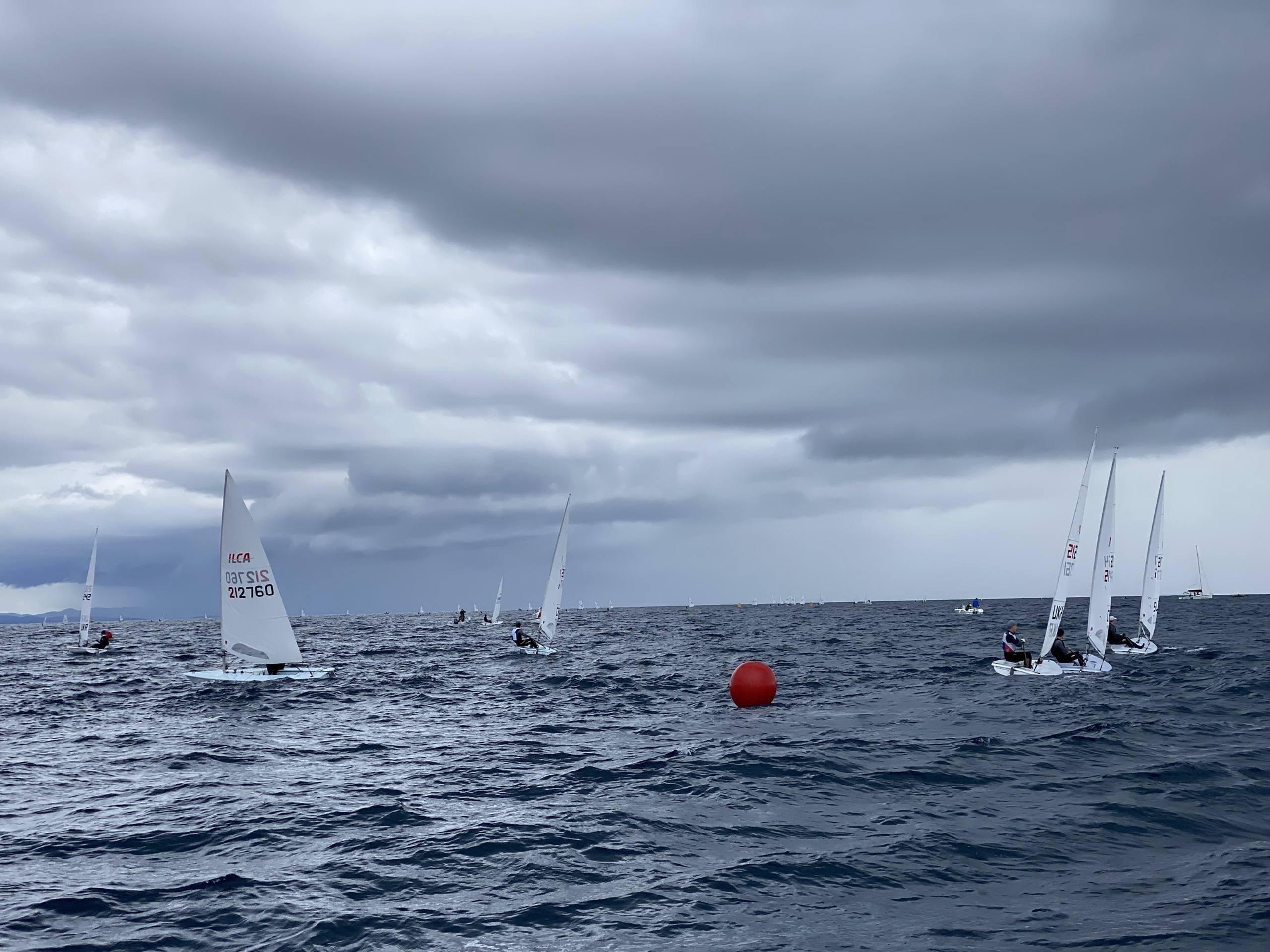 44. Međunarodna novogodišnja regata, Hvar, prosinac 2021. — fotografija 51 od 100