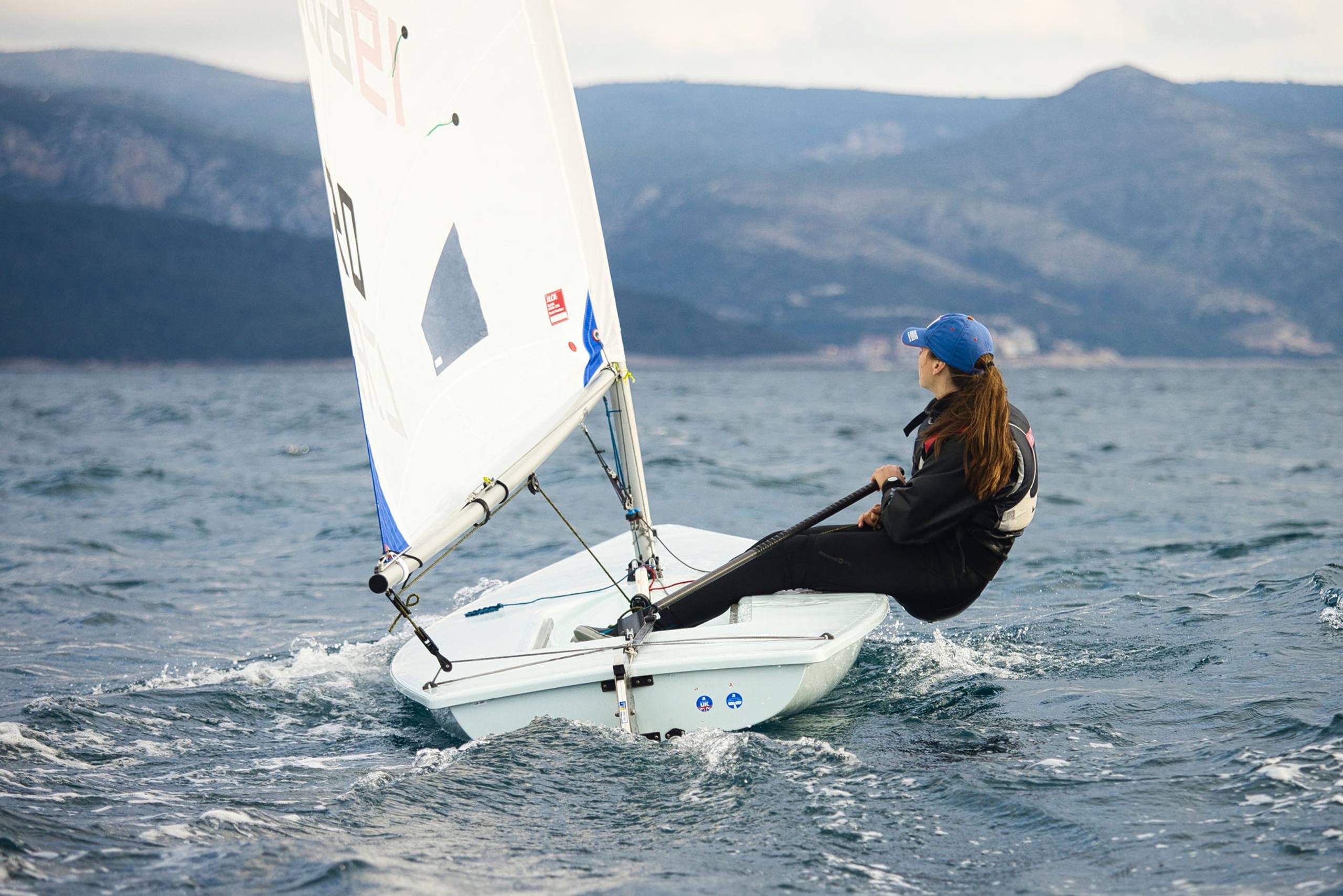 45. Međunarodna novogodišnja regata, Hvar, prosinac 2022. — fotografija 25 od 100