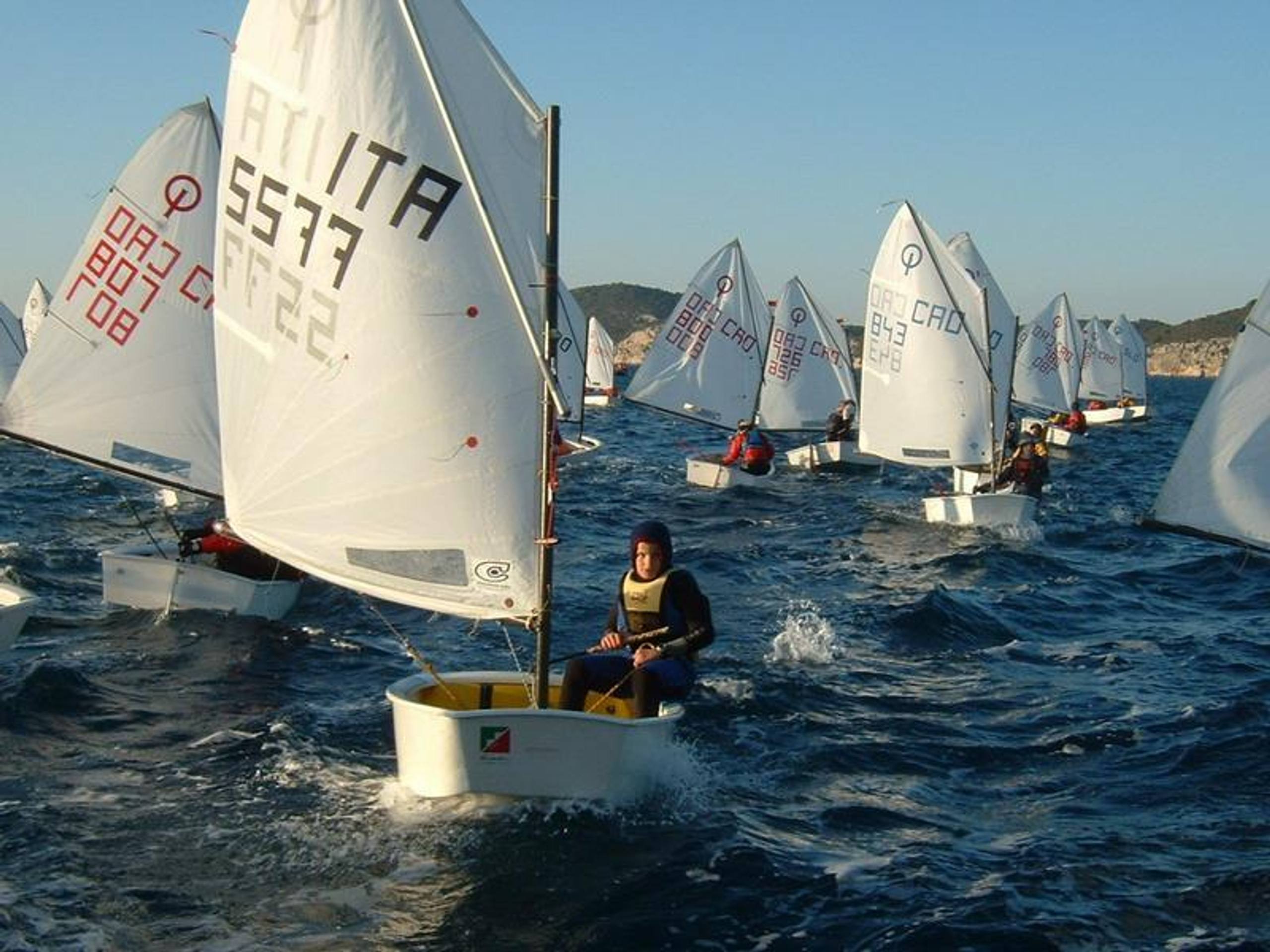 28. Međunarodna novogodišnja regata, Hvar, prosinac 2004. — fotografija 100 od 105