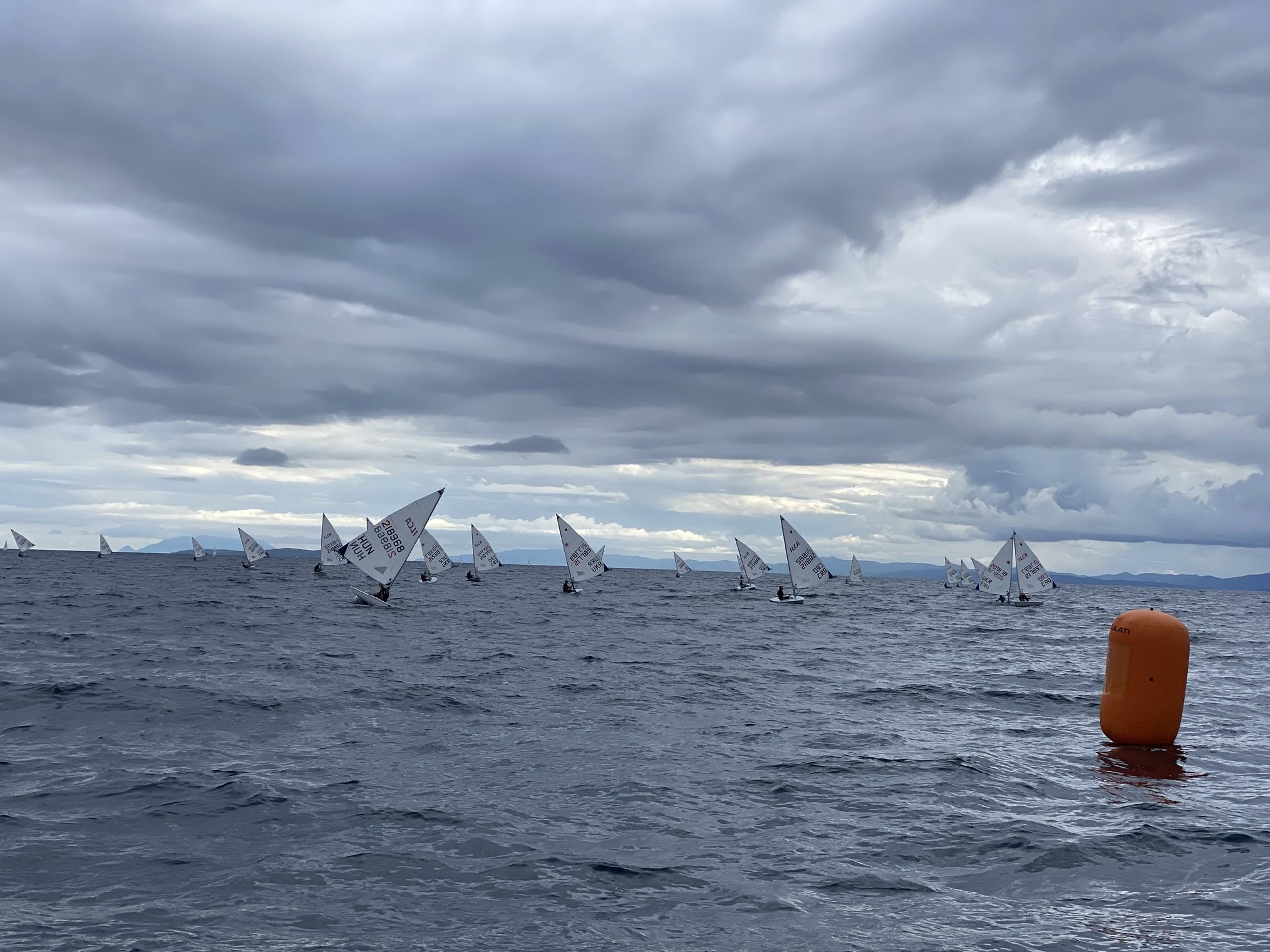 44. Međunarodna novogodišnja regata, Hvar, prosinac 2021. — fotografija 35 od 100