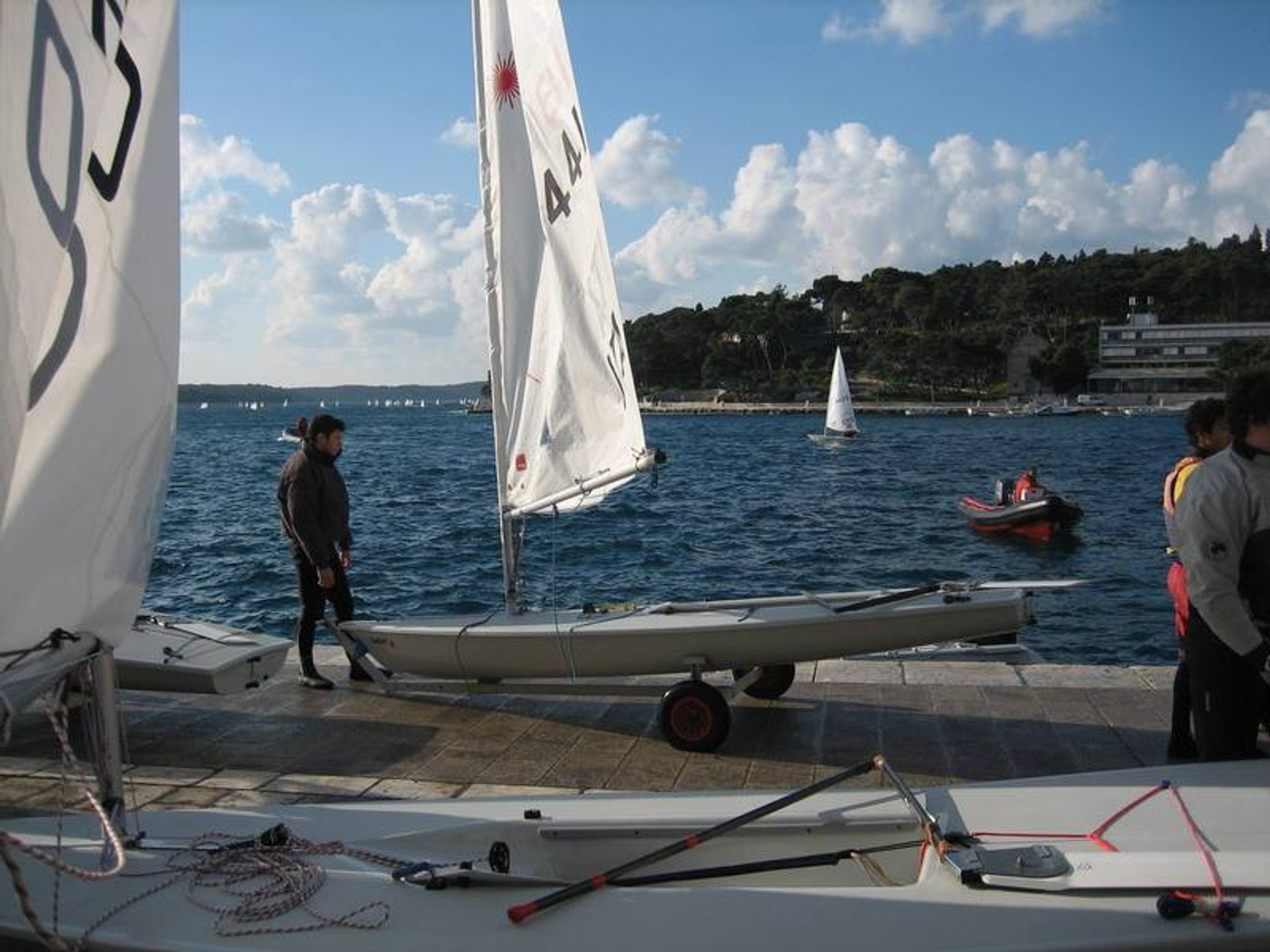 29. Međunarodna novogodišnja regata, Hvar, prosinac 2005. — fotografija 7 od 100