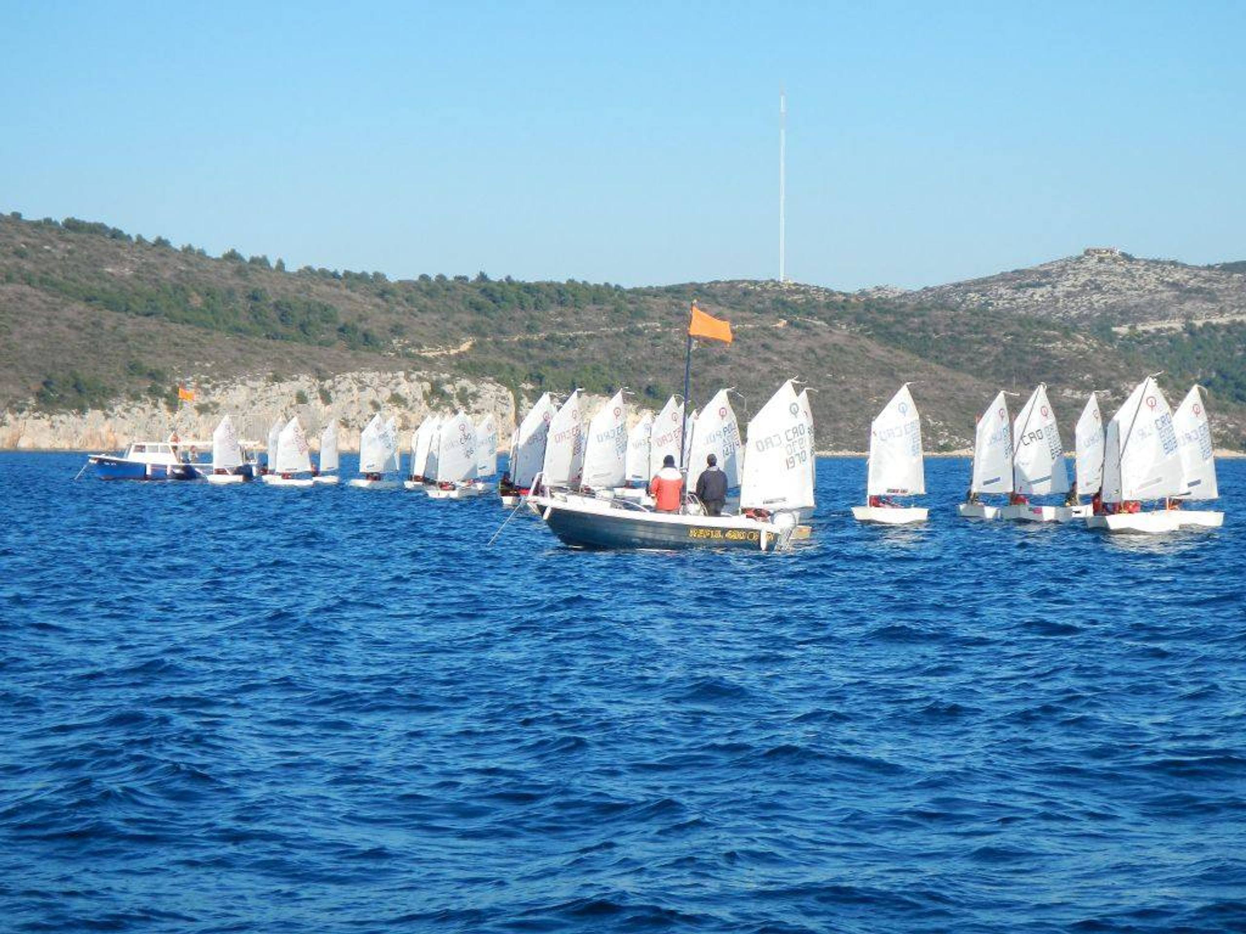 36. Međunarodna novogodišnja regata — Prvenstvo Hrvatske u klasi Optimist, Hvar, prosinac 2012. — fotografija 54 od 65