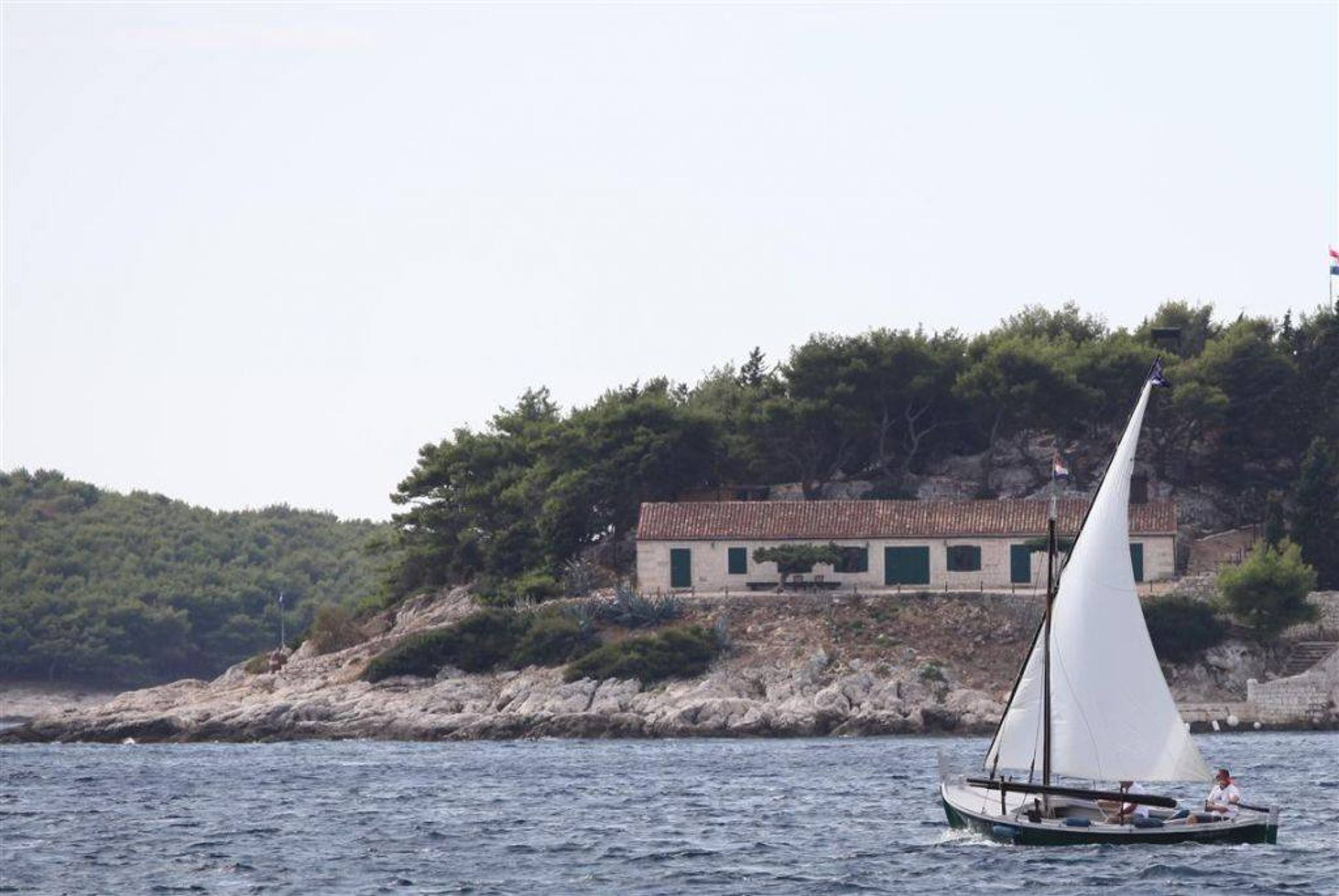 Hvar — metropola mora 2011., Hvar, prosinac 2014. — fotografija 49 od 55