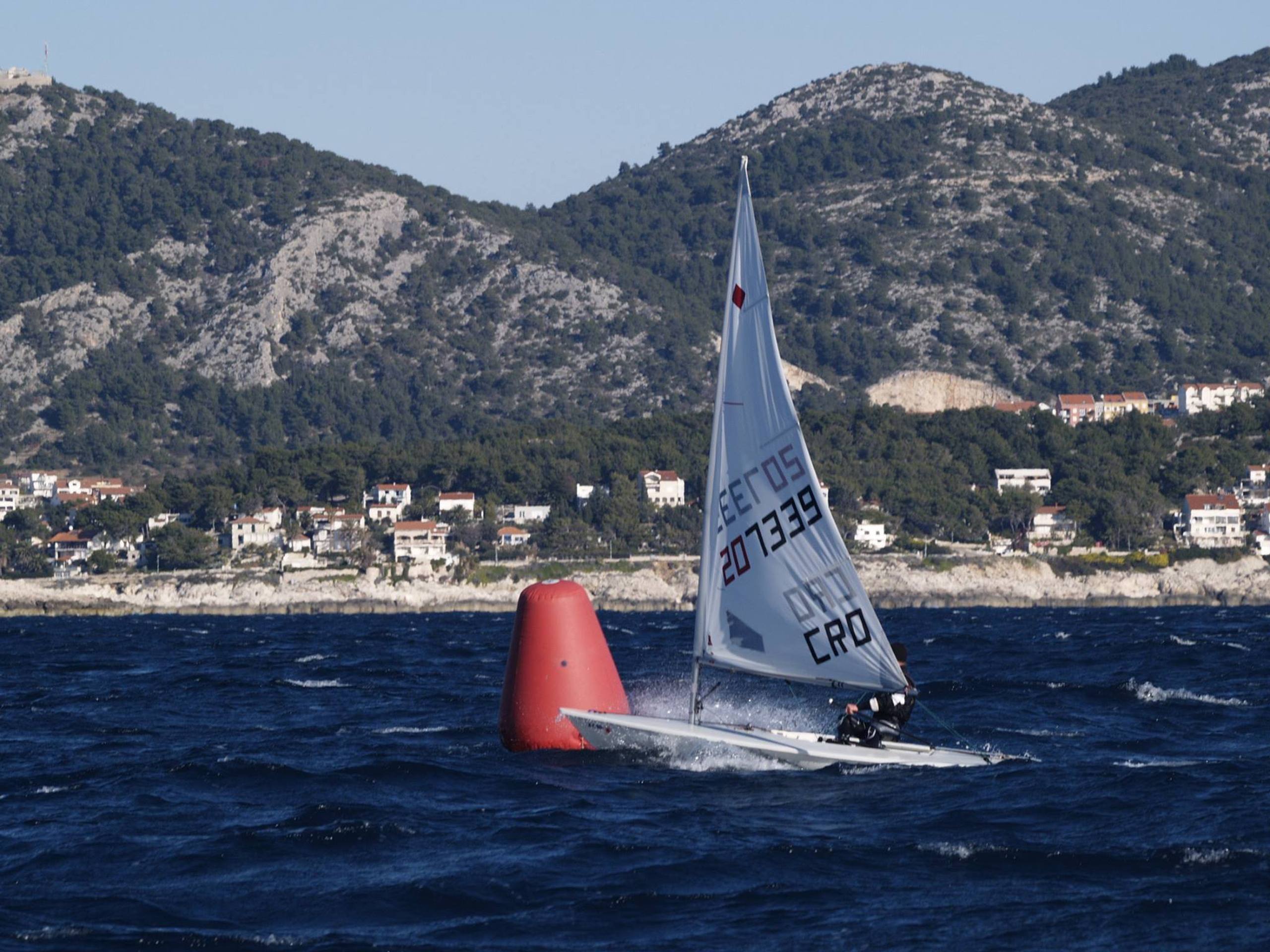 40. Međunarodna novogodišnja regata, Hvar, prosinac 2016. — fotografija 15 od 66