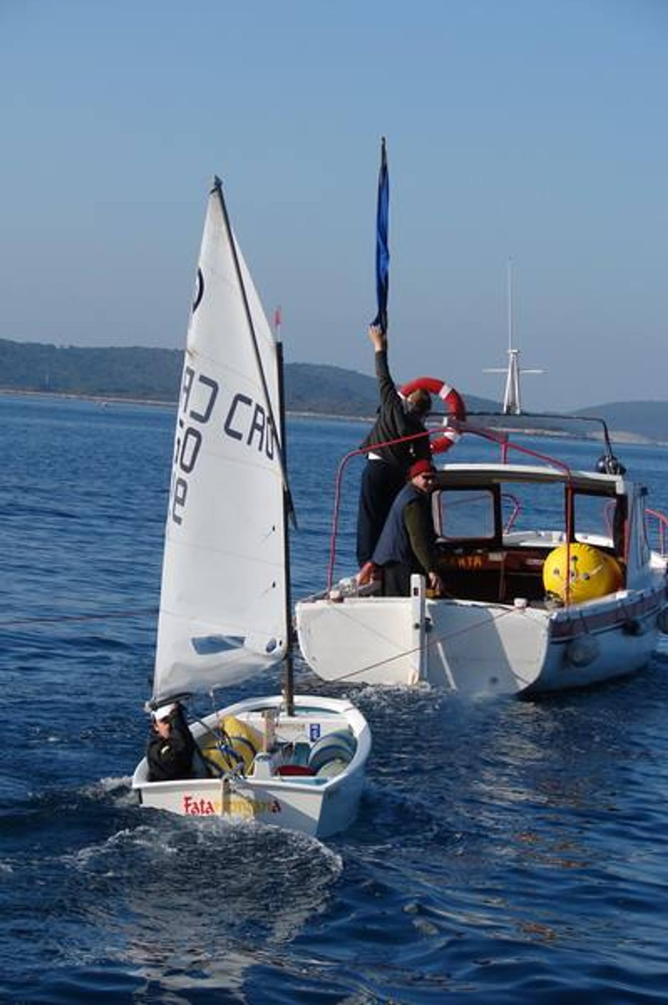 31. Međunarodna novogodišnja regata, Hvar, prosinac 2007. — fotografija 18 od 79