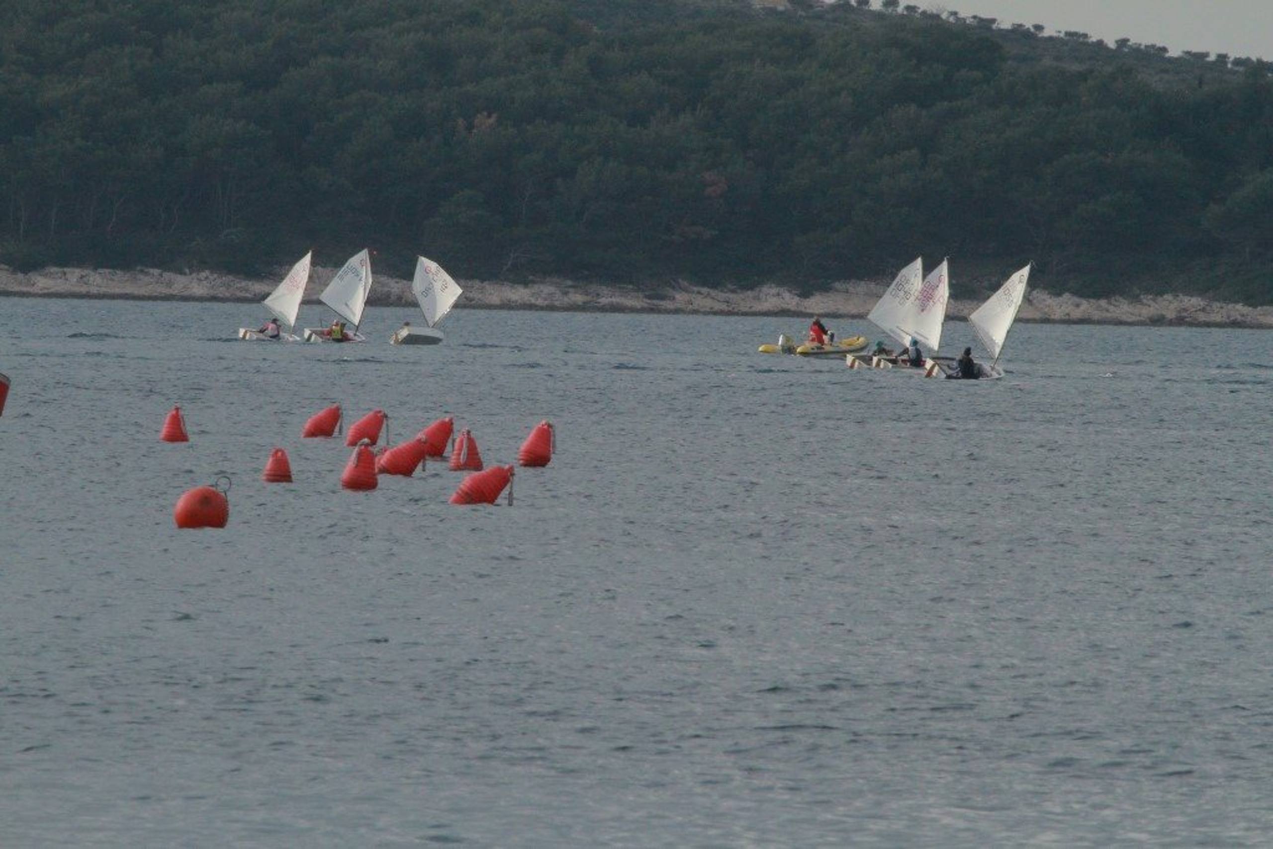 37. Međunarodna novogodišnja regata — Kragić, Hvar, prosinac 2013. — fotografija 61 od 100