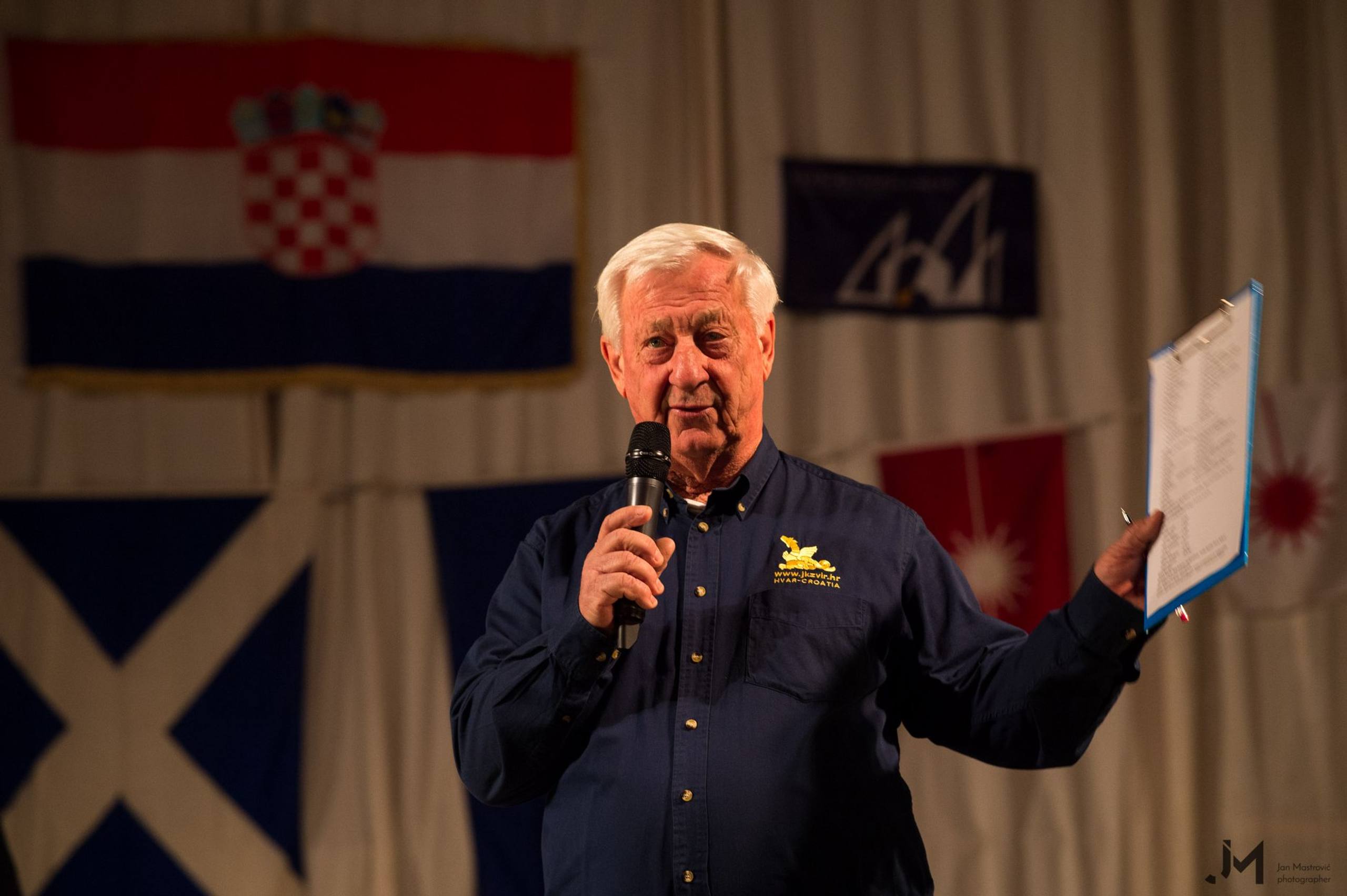 42. MNR: Podjela nagrada za optimiste, Hvar, prosinac 2018. — fotografija 4 od 17 (foto: Jan Mastrovic)