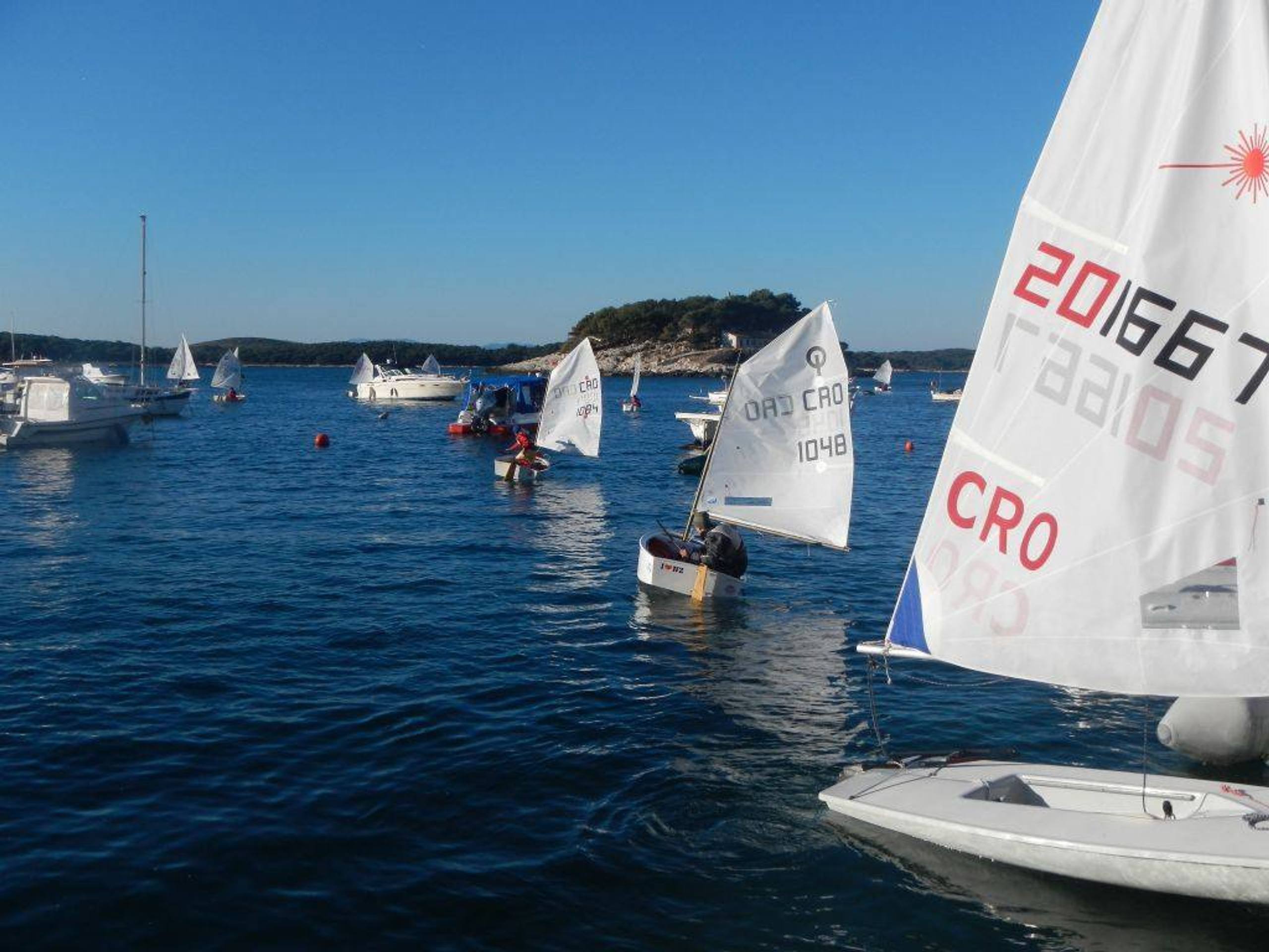 36. Međunarodna novogodišnja regata — Prvenstvo Hrvatske u klasi Optimist, Hvar, prosinac 2012. — fotografija 13 od 65