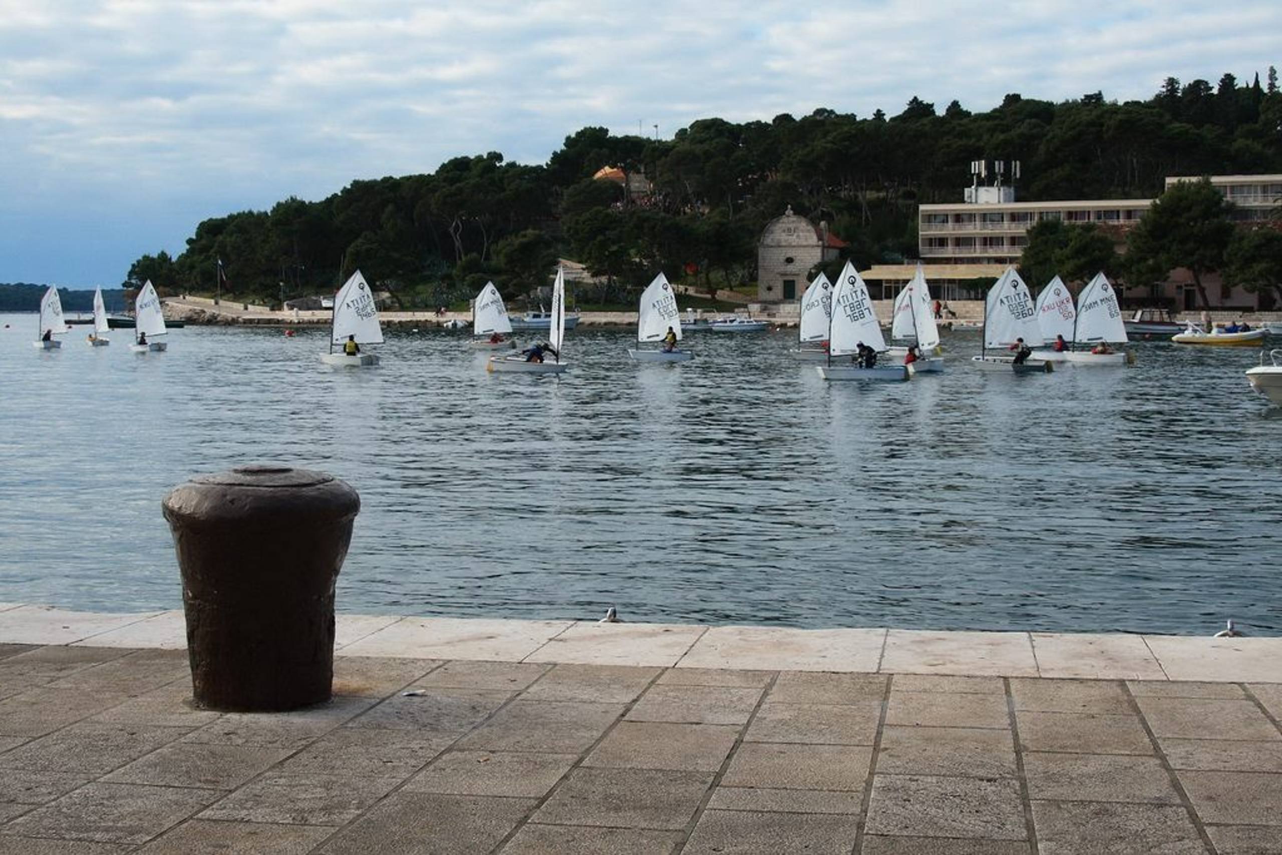 34. Međunarodna novogodišnja regata — Cucin, Hvar, prosinac 2010. — fotografija 68 od 78