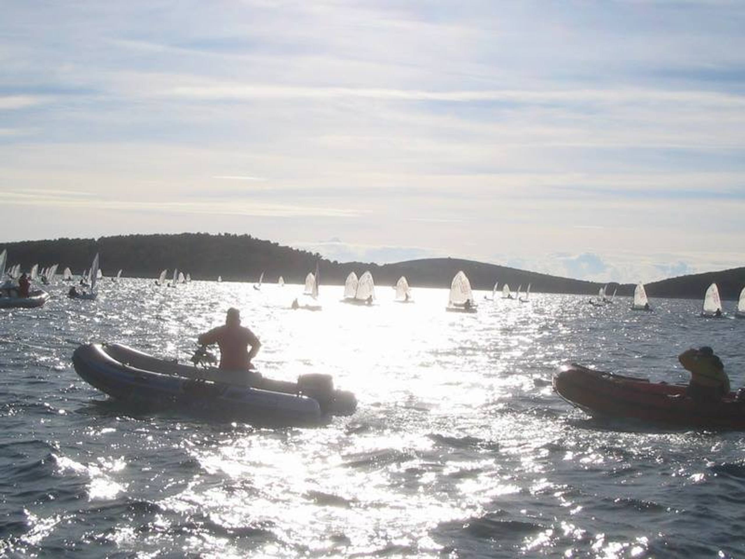 28. Međunarodna novogodišnja regata, Hvar, prosinac 2004. — fotografija 42 od 105