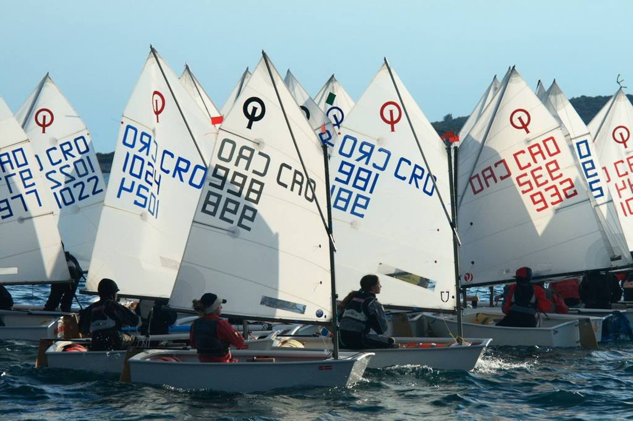 34. Međunarodna novogodišnja regata — Cucin, Hvar, prosinac 2010. — fotografija 46 od 78