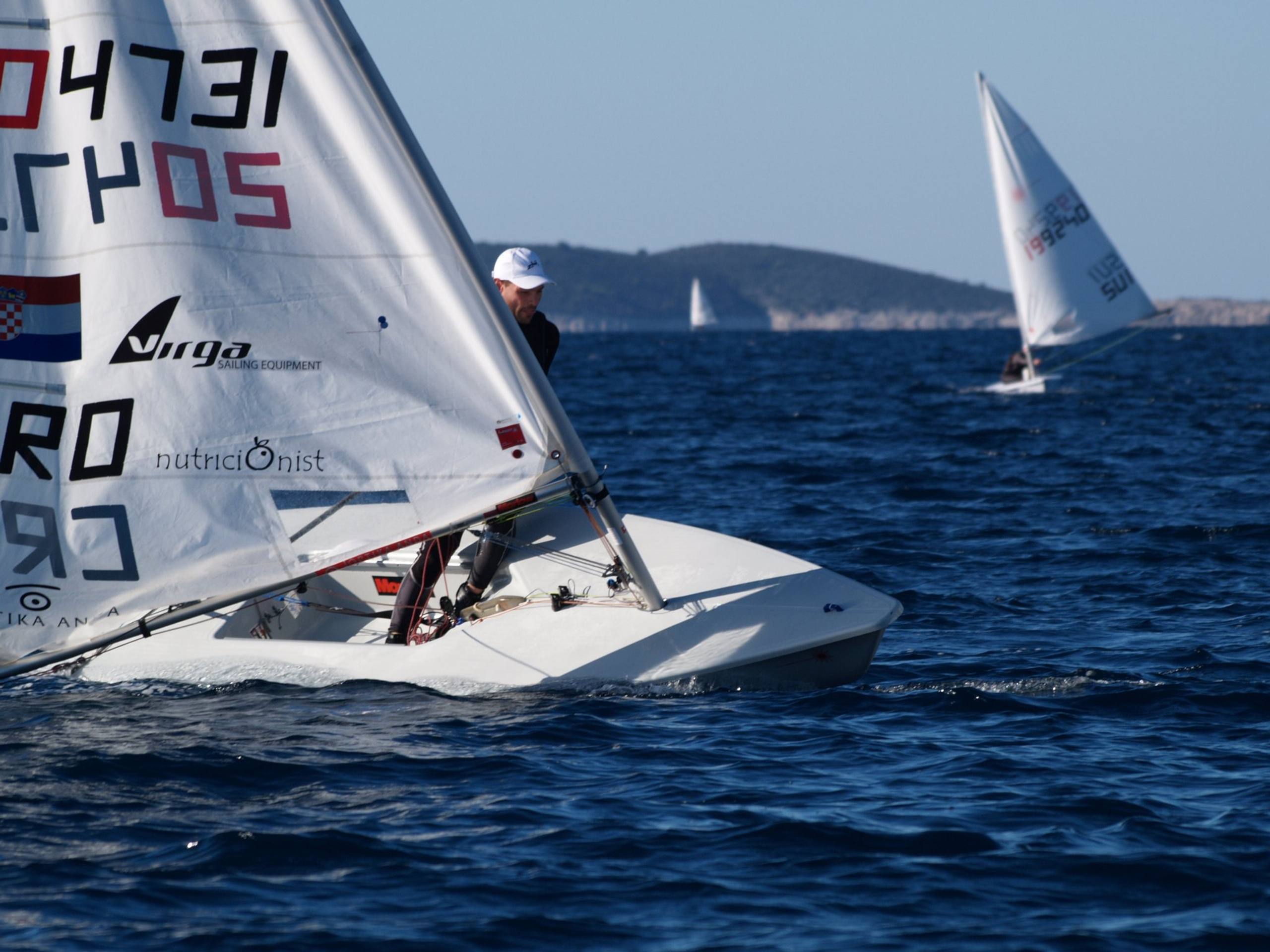 37. međunarodna novogodišnja regata, Hvar, prosinac 2013.