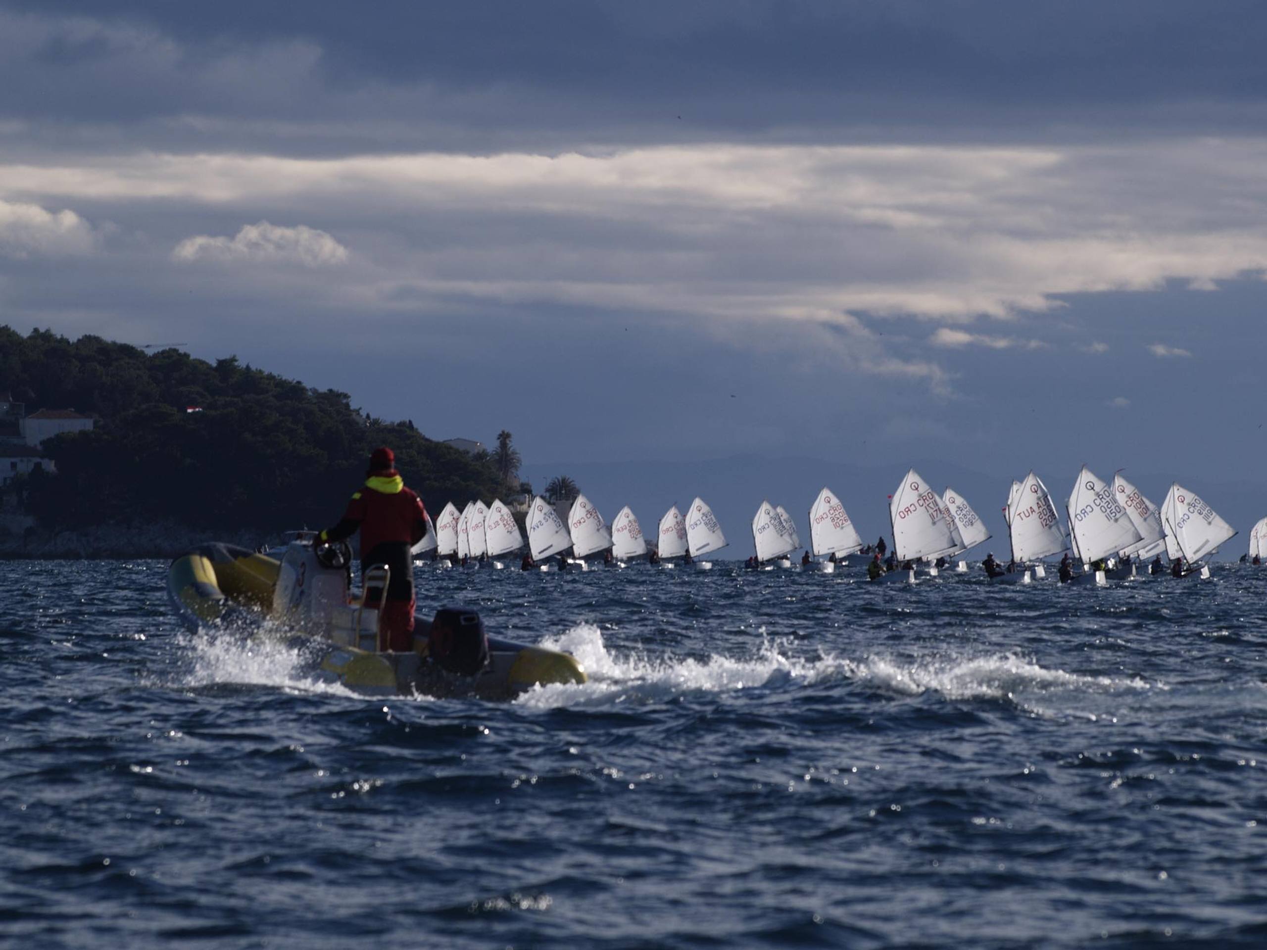 41. Međunarodna novogodišnja regata, Hvar, prosinac 2017. — fotografija 48 od 100