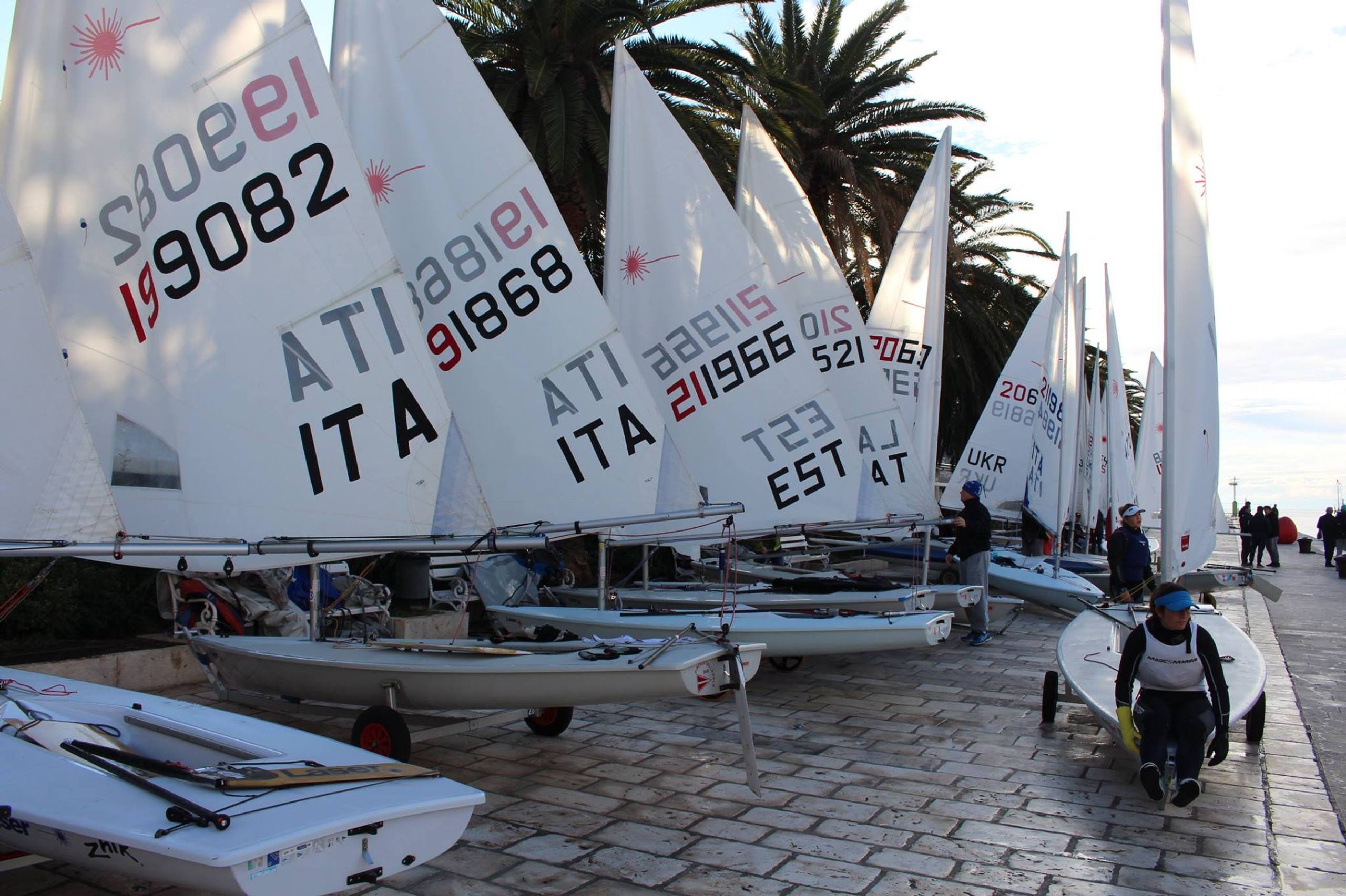 41. Međunarodna novogodišnja regata, Hvar, prosinac 2017. — fotografija 58 od 100