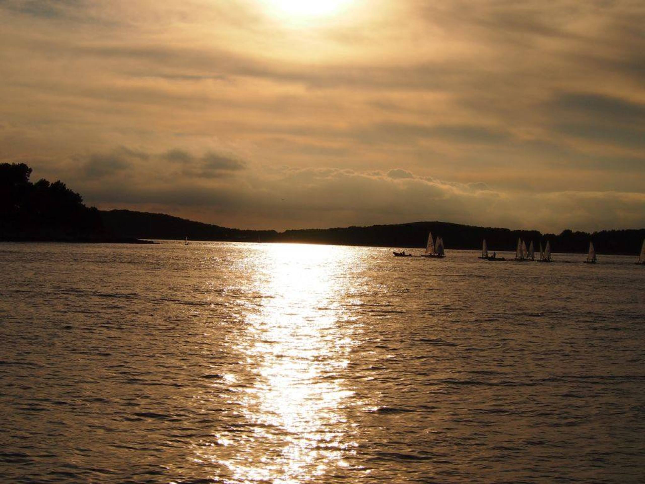 36. Međunarodna novogodišnja regata — Laser, Hvar, prosinac 2012. — fotografija 16 od 77