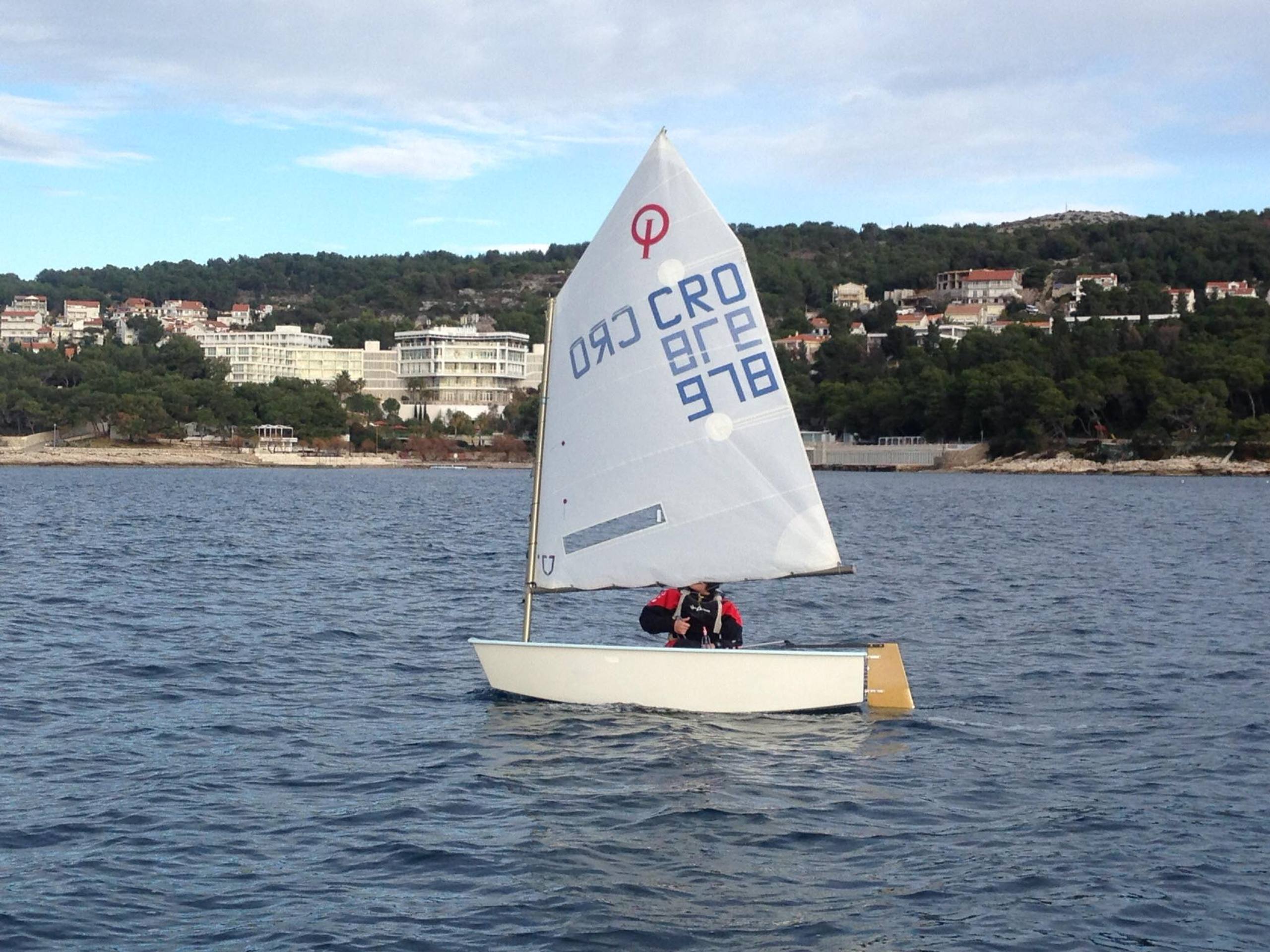 41. Međunarodna novogodišnja regata, Hvar, prosinac 2017. — fotografija 6 od 100