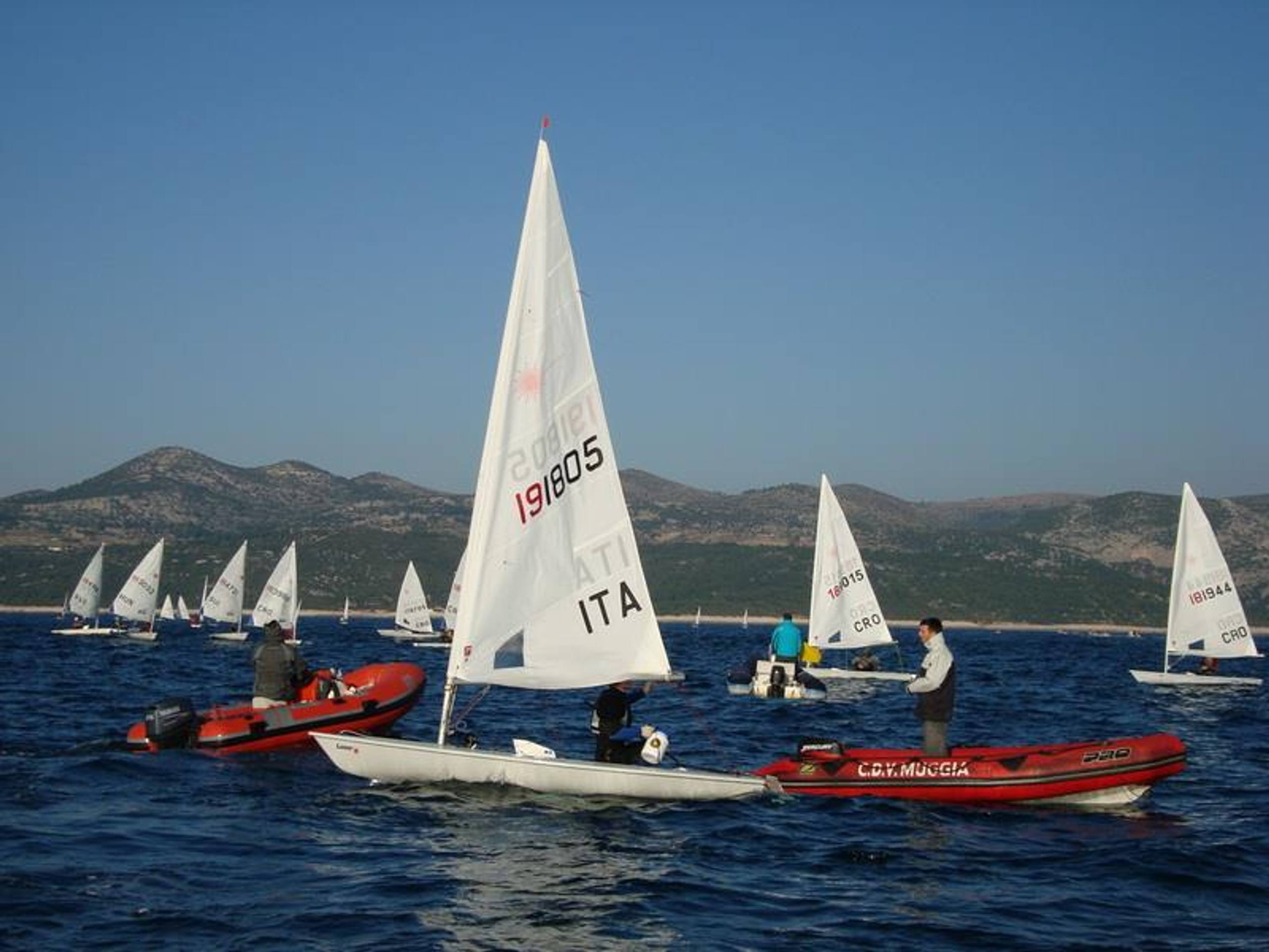32. Međunarodna novogodišnja regata, Hvar, prosinac 2008. — fotografija 42 od 68