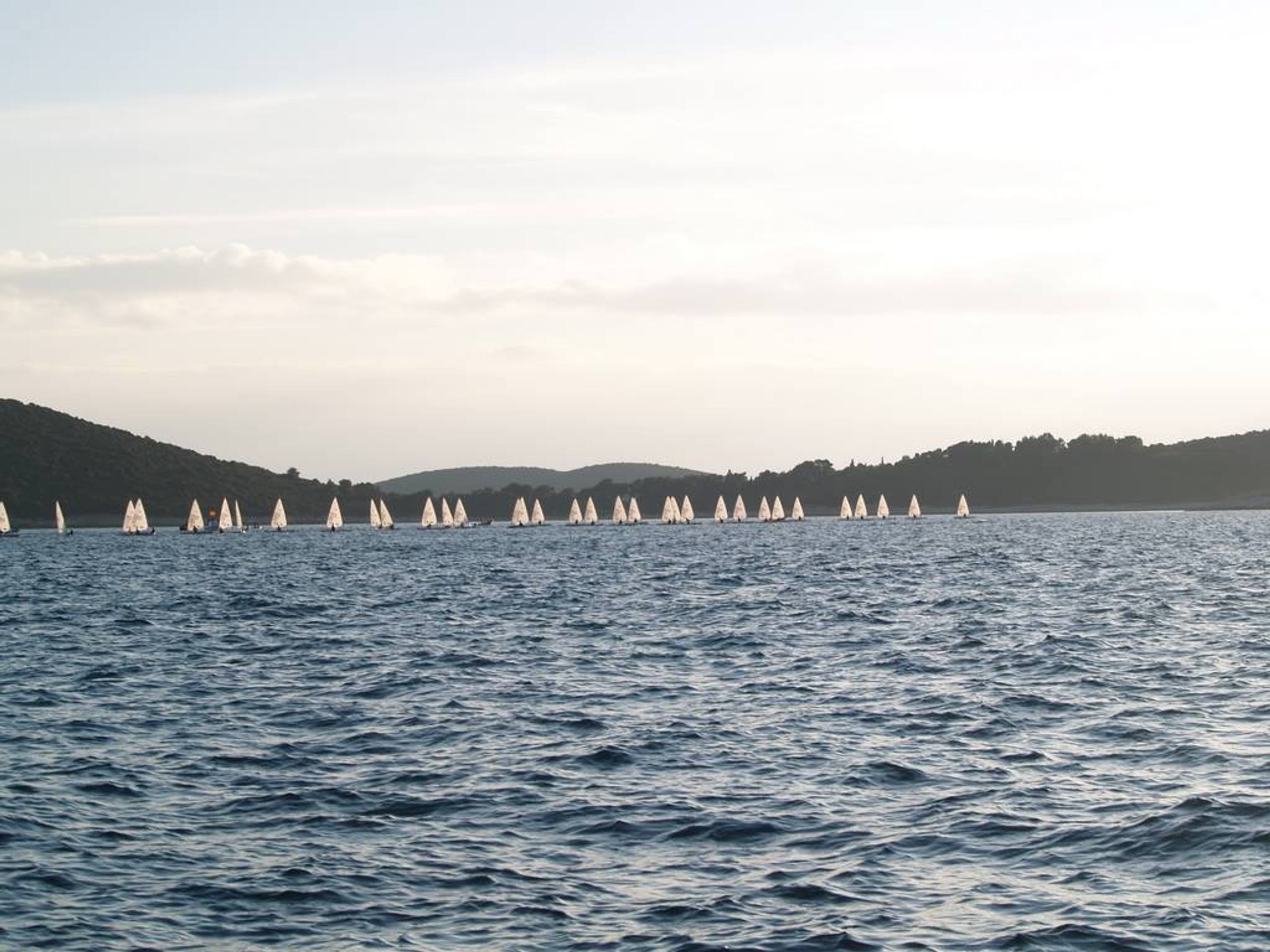 34. Međunarodna novogodišnja regata — K&B, Hvar, prosinac 2010. — fotografija 45 od 50