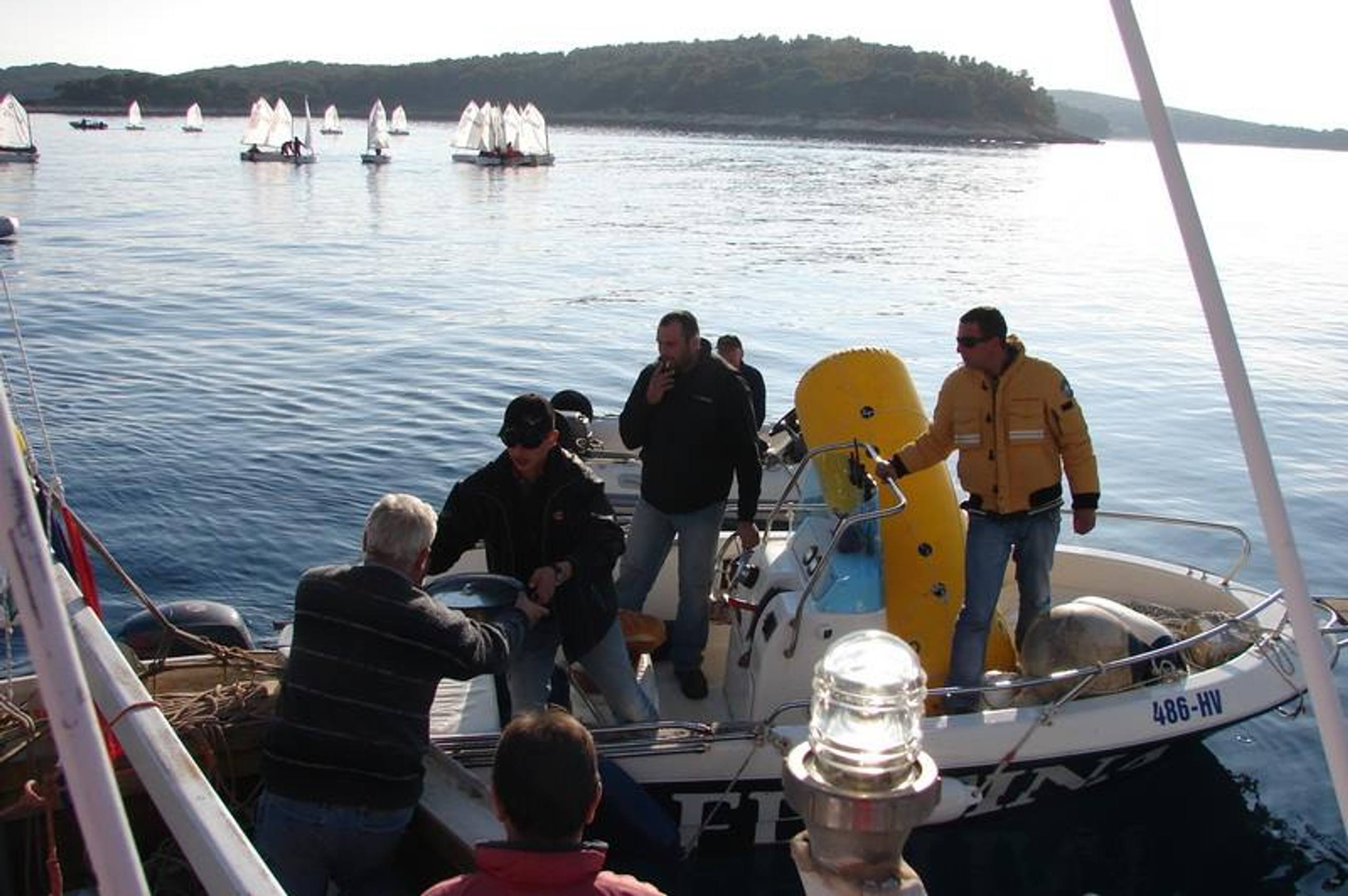 31. Međunarodna novogodišnja regata, Hvar, prosinac 2007. — fotografija 57 od 79