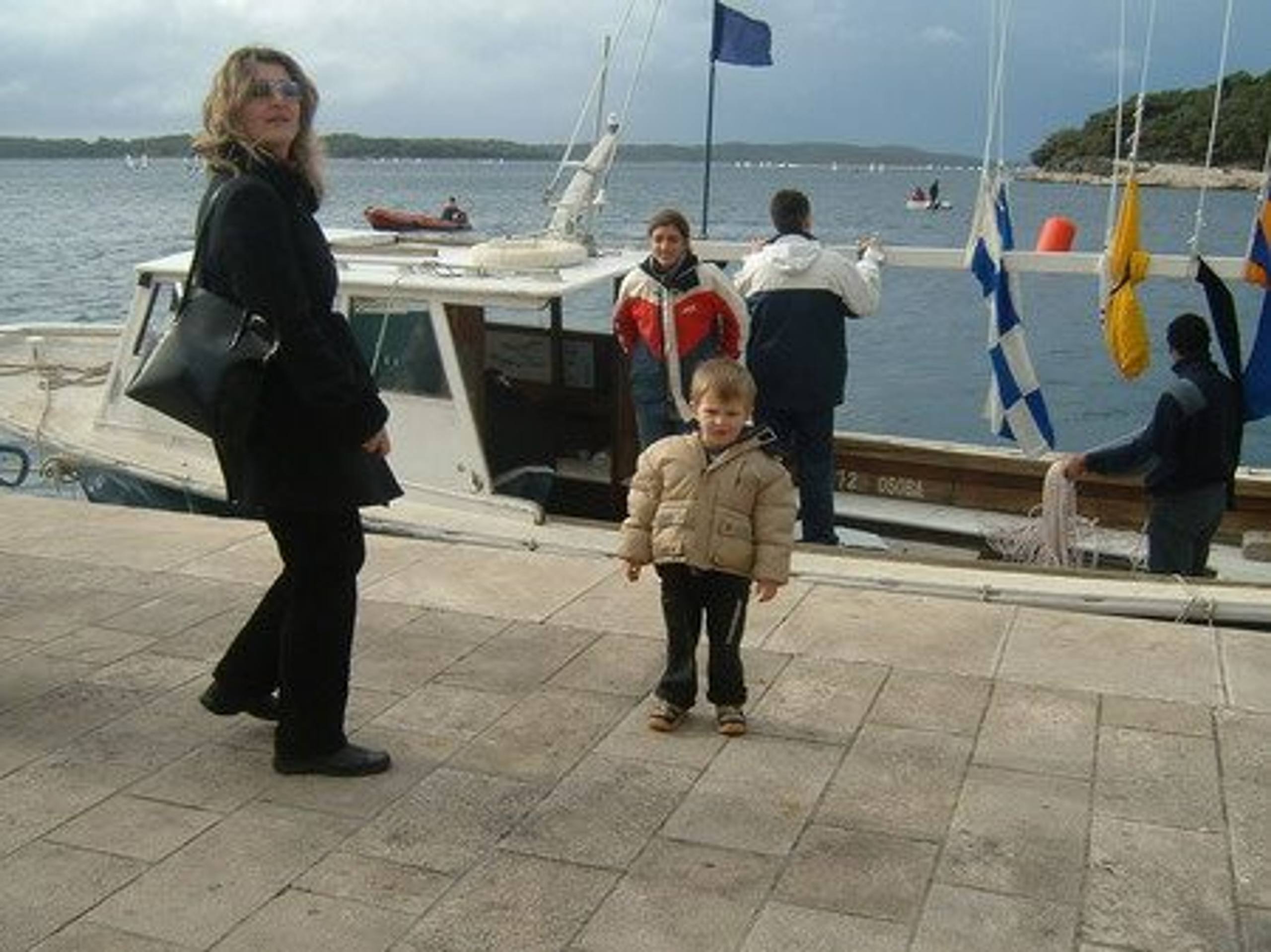 27. Međunarodna novogodišnja regata, Hvar, prosinac 2003. — fotografija 86 od 100