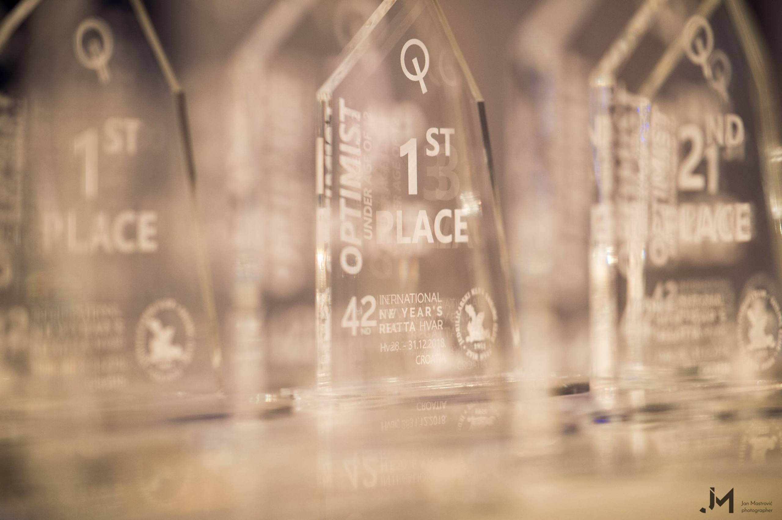 42. MNR: Podjela nagrada za optimiste, Hvar, prosinac 2018. — fotografija 1 od 17 (foto: Jan Mastrovic)