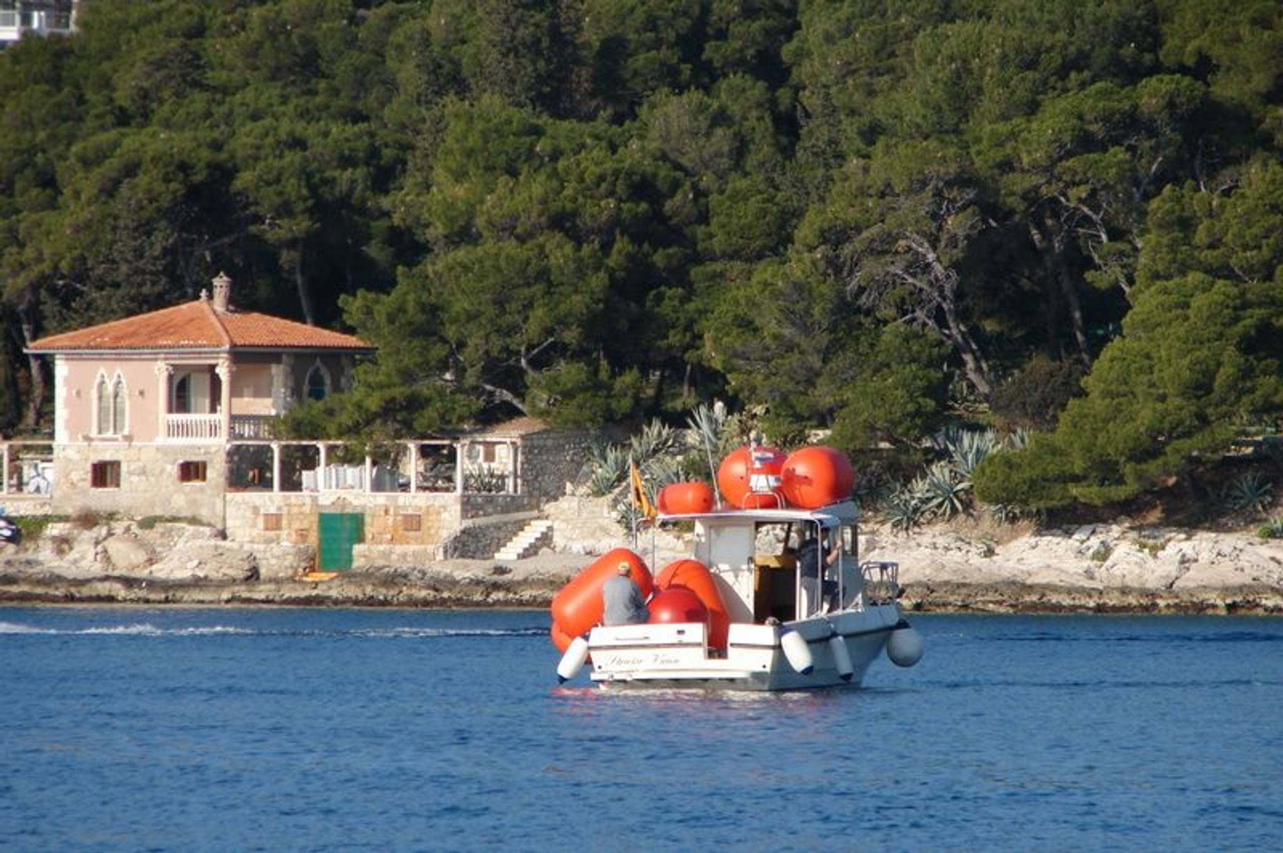 31. Međunarodna novogodišnja regata, Hvar, prosinac 2007. — fotografija 4 od 79