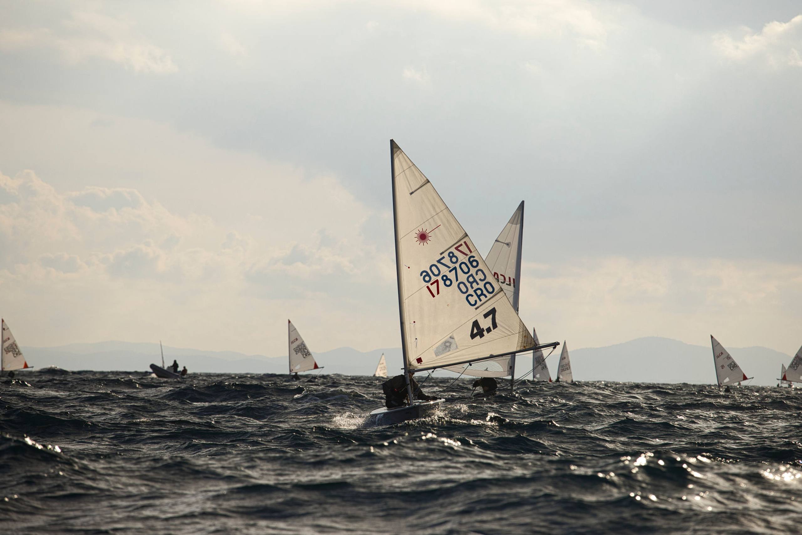 45. Međunarodna novogodišnja regata, Hvar, prosinac 2022. — fotografija 62 od 100