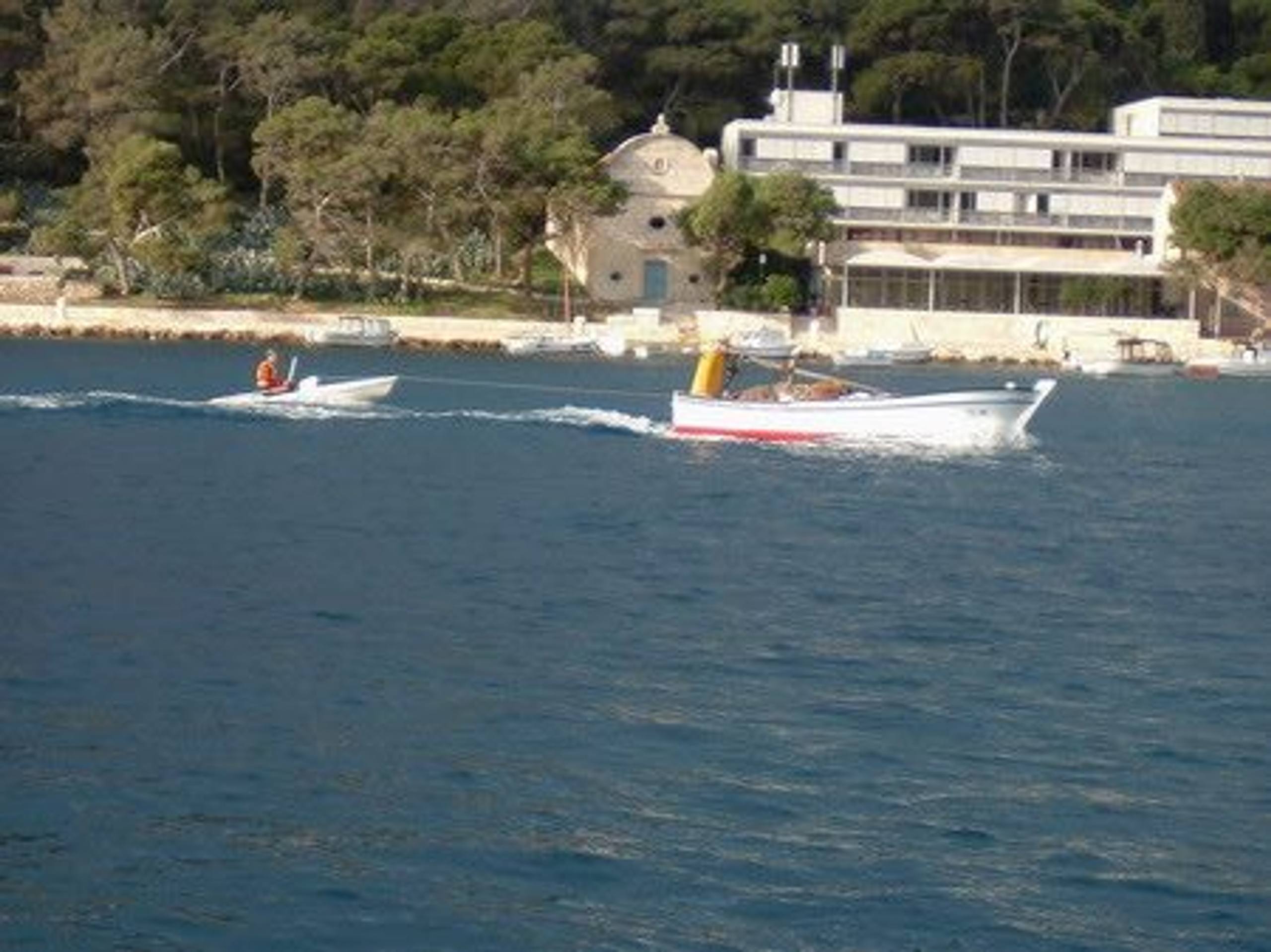 27. Međunarodna novogodišnja regata, Hvar, prosinac 2003. — fotografija 80 od 100