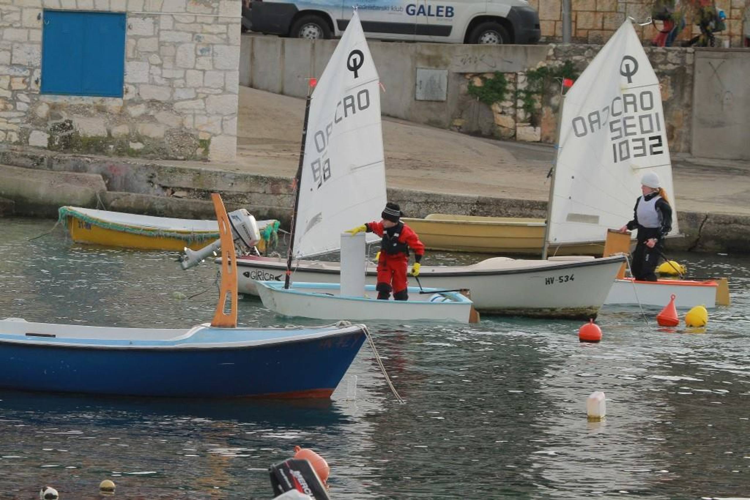 37. Međunarodna novogodišnja regata — Kragić, Hvar, prosinac 2013. — fotografija 75 od 100