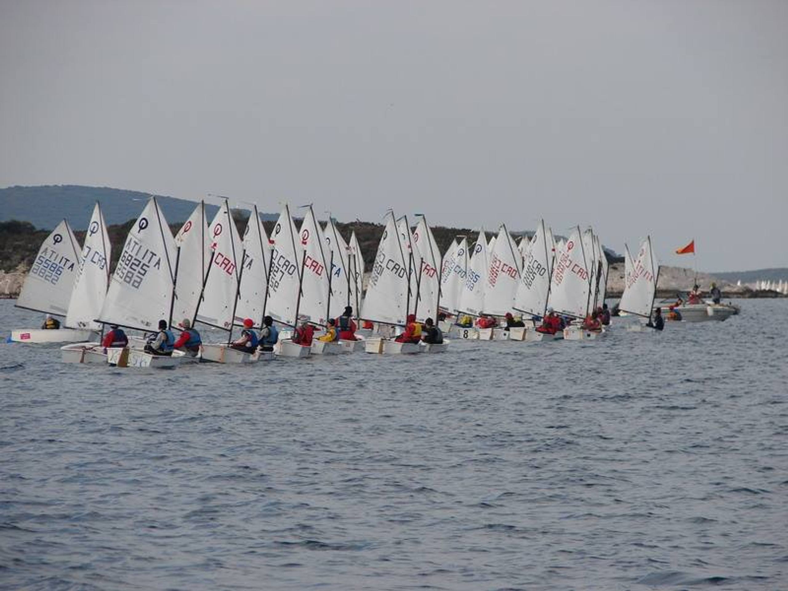 30. Međunarodna novogodišnja regata, Hvar, prosinac 2006. — fotografija 59 od 100