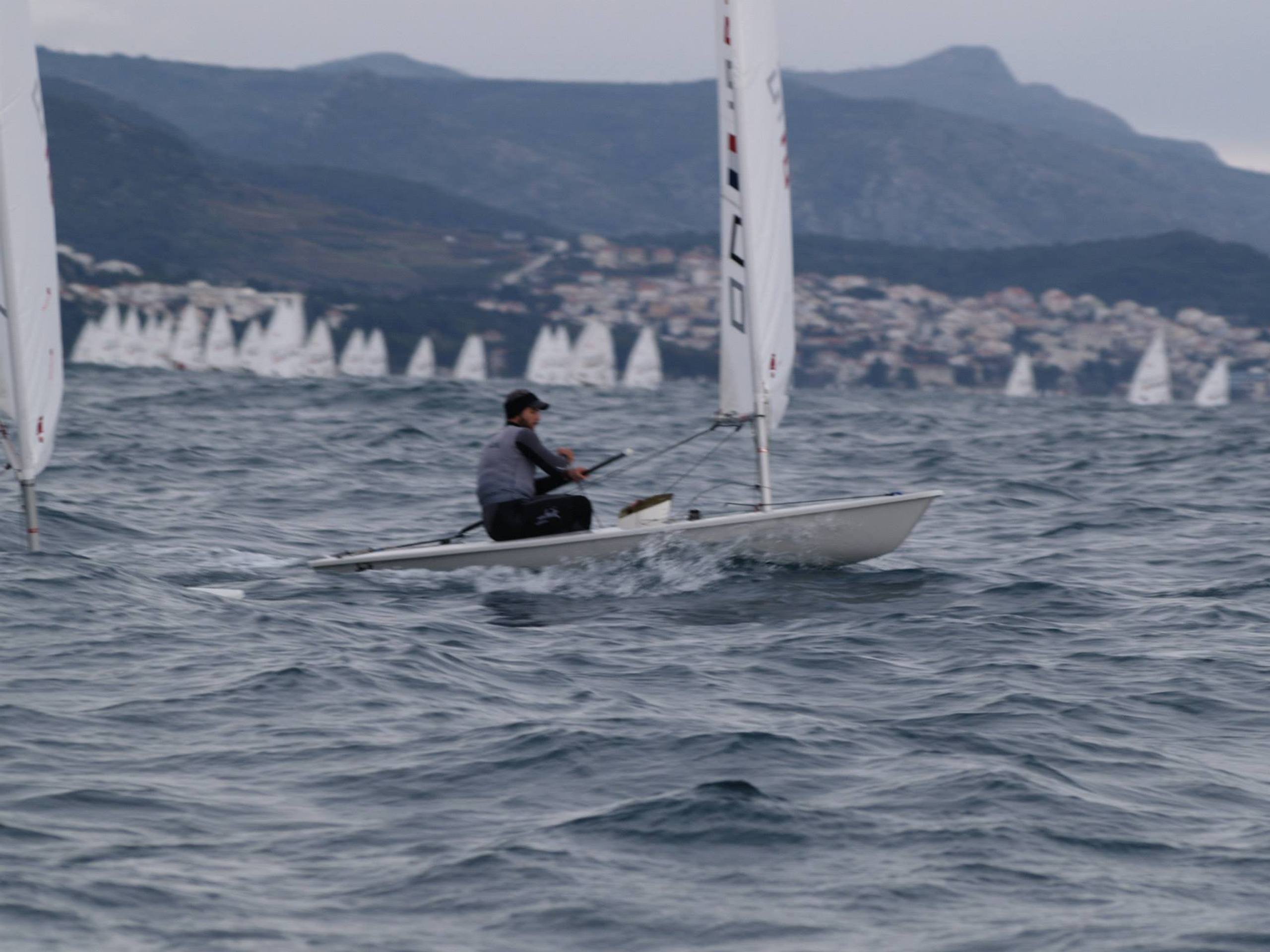38. Međunarodna novogodišnja regata — Laser, Hvar, prosinac 2014. — fotografija 34 od 43 (foto: Zoran Jakšić Mrva)