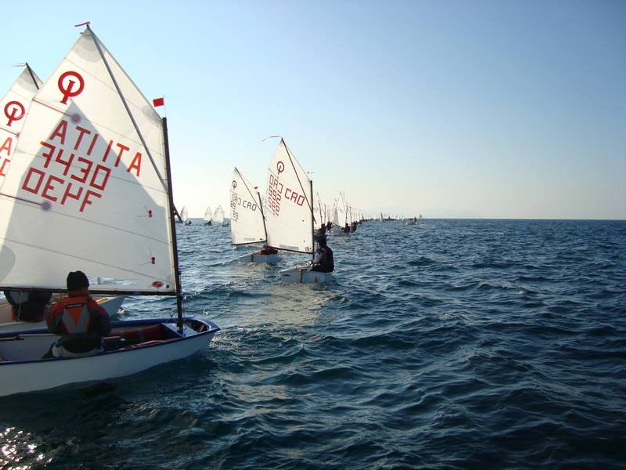 32. Međunarodna novogodišnja regata, Hvar, prosinac 2008. — fotografija 31 od 68