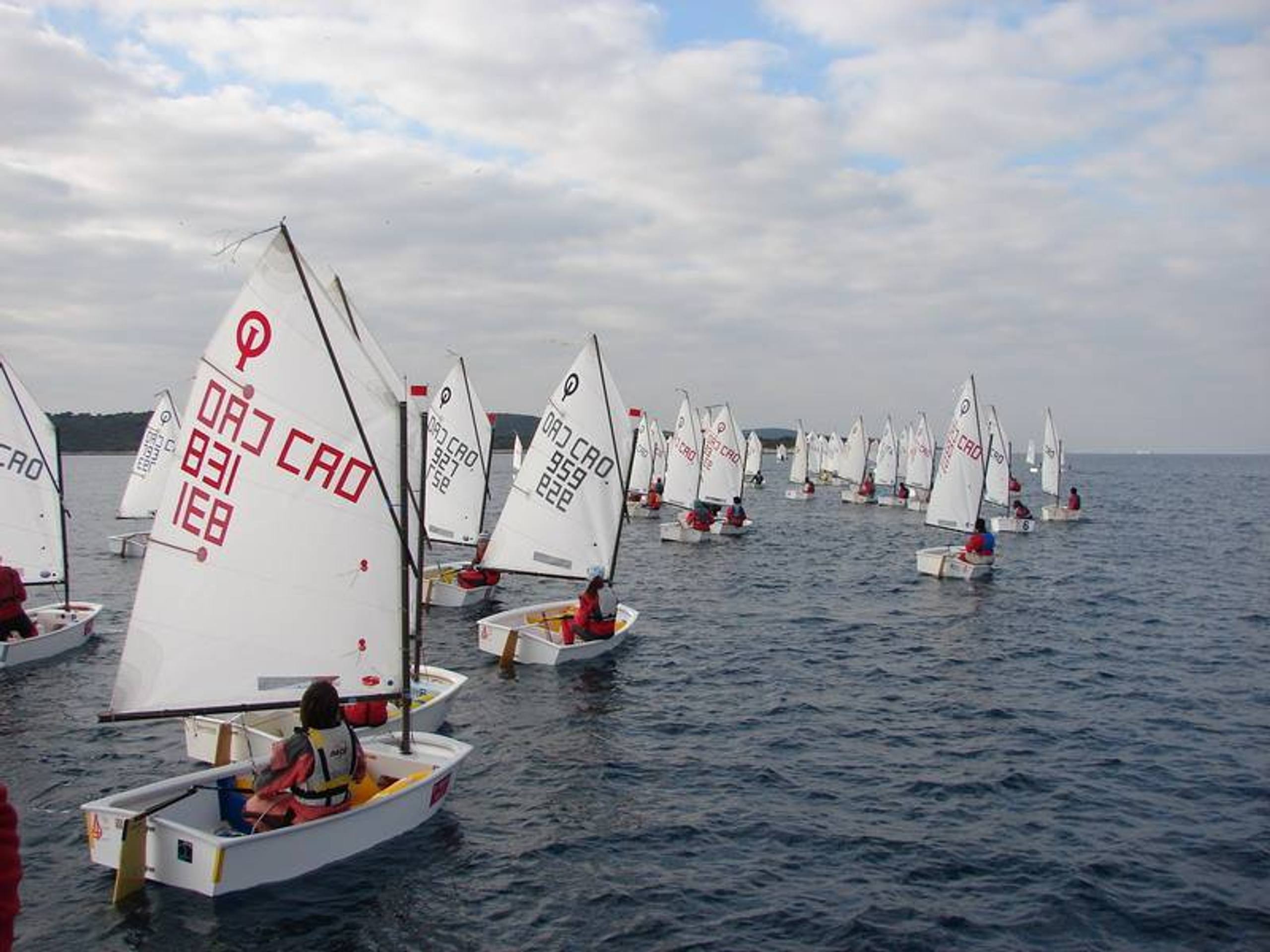 30. Međunarodna novogodišnja regata, Hvar, prosinac 2006. — fotografija 57 od 100