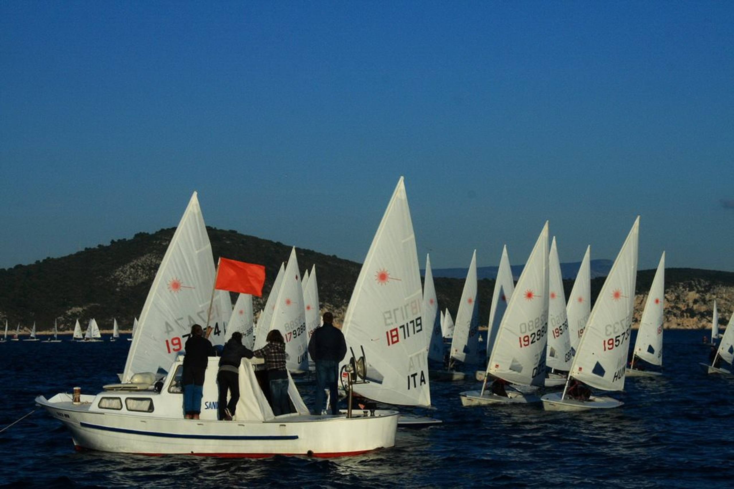 34. Međunarodna novogodišnja regata — Cucin, Hvar, prosinac 2010. — fotografija 52 od 78