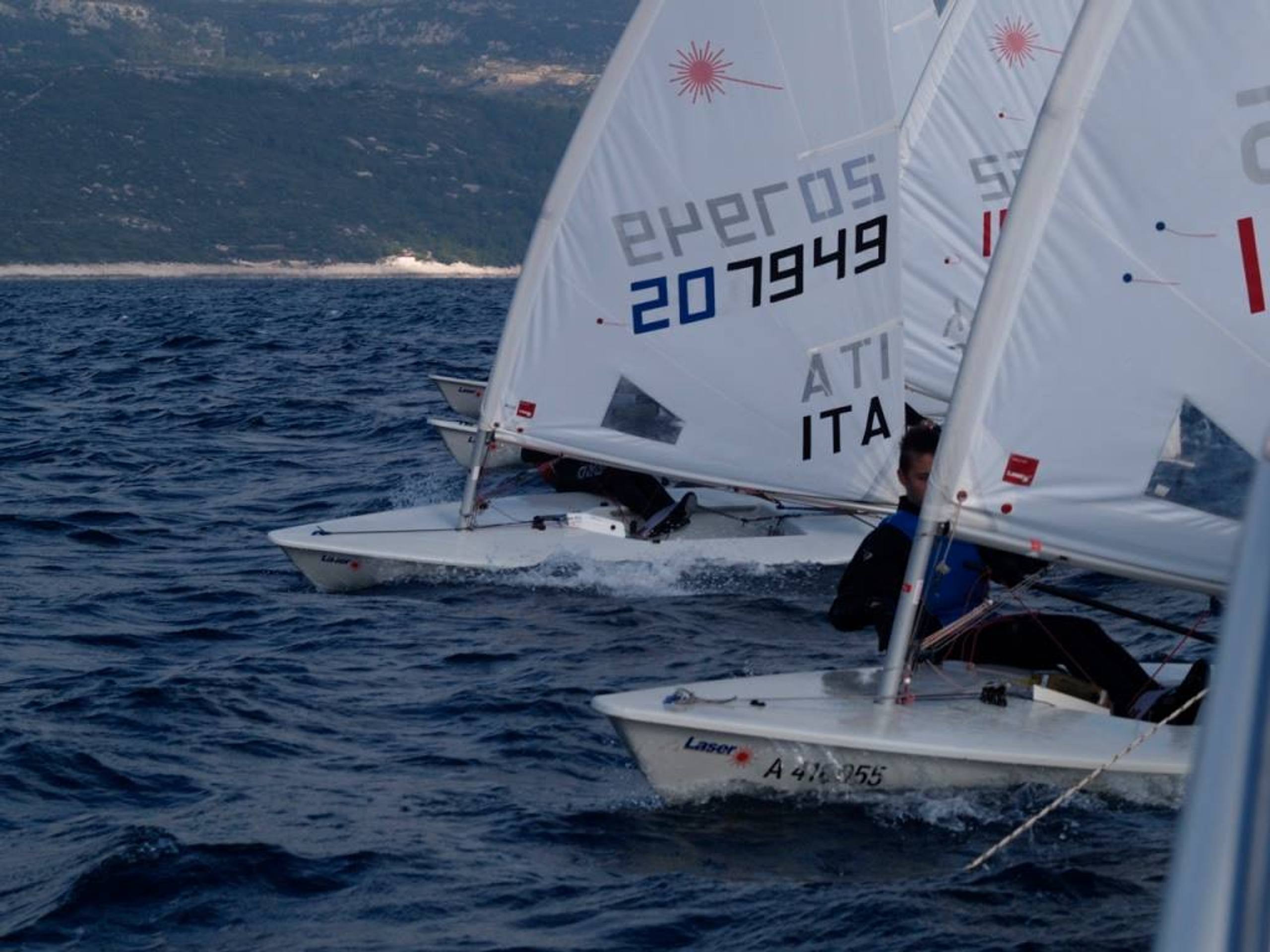 39. Međunarodna novogodišnja regata, Hvar, prosinac 2015. — fotografija 16 od 27