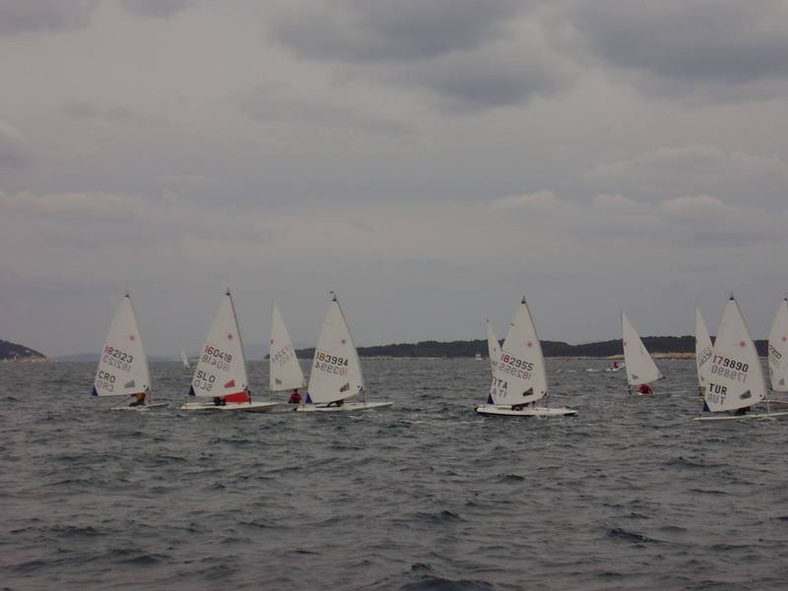 29. Međunarodna novogodišnja regata, Hvar, prosinac 2005. — fotografija 84 od 100