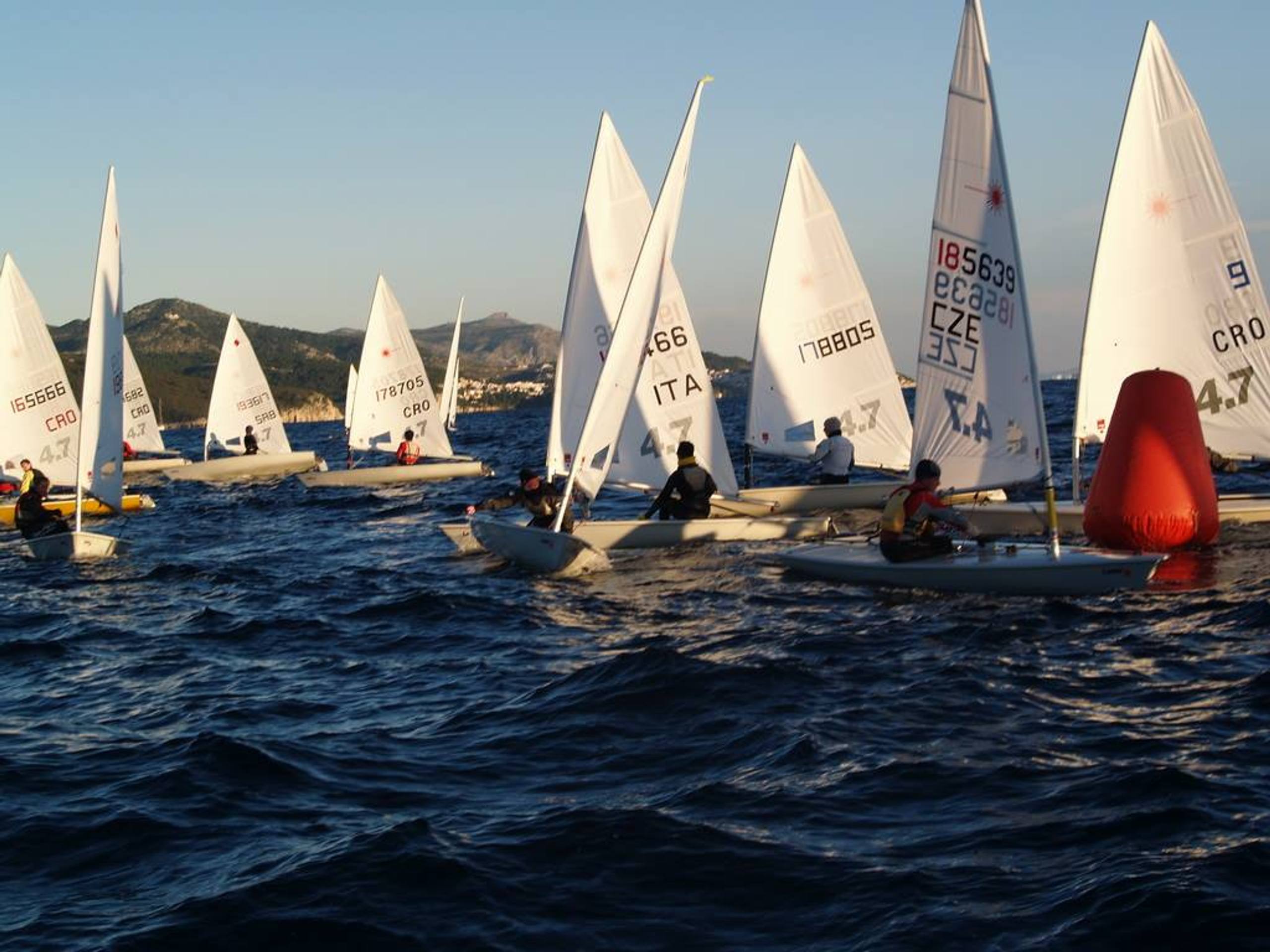 34. Međunarodna novogodišnja regata — K&B, Hvar, prosinac 2010. — fotografija 35 od 50